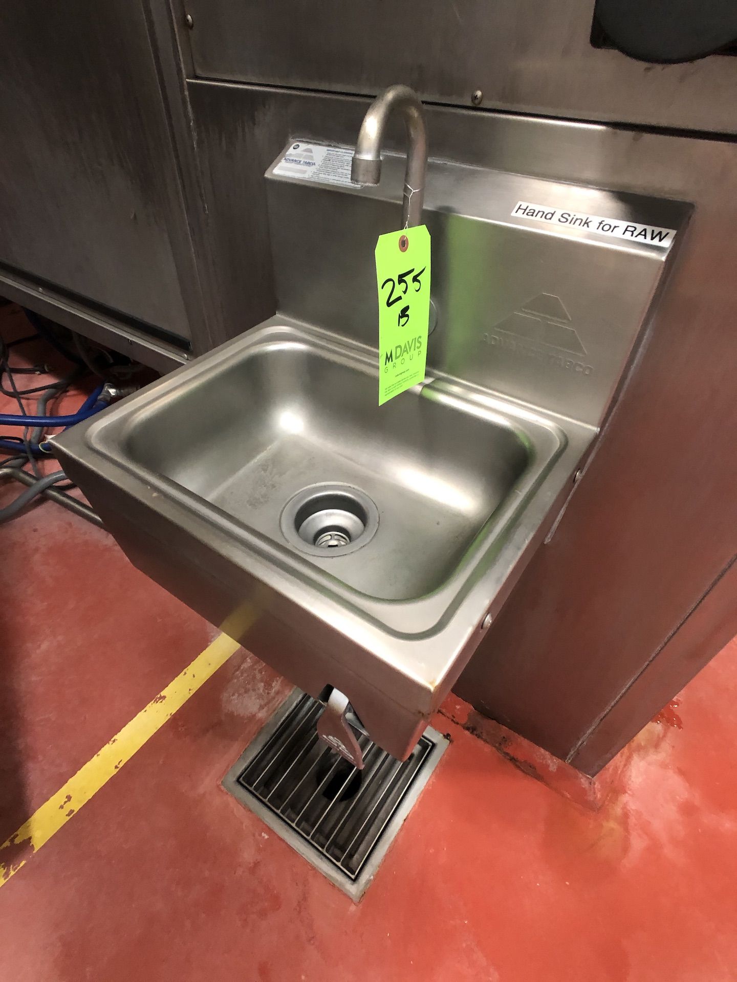 S/S SINK APPX LWH INTERNAL 14" x 10'' x 4.5''