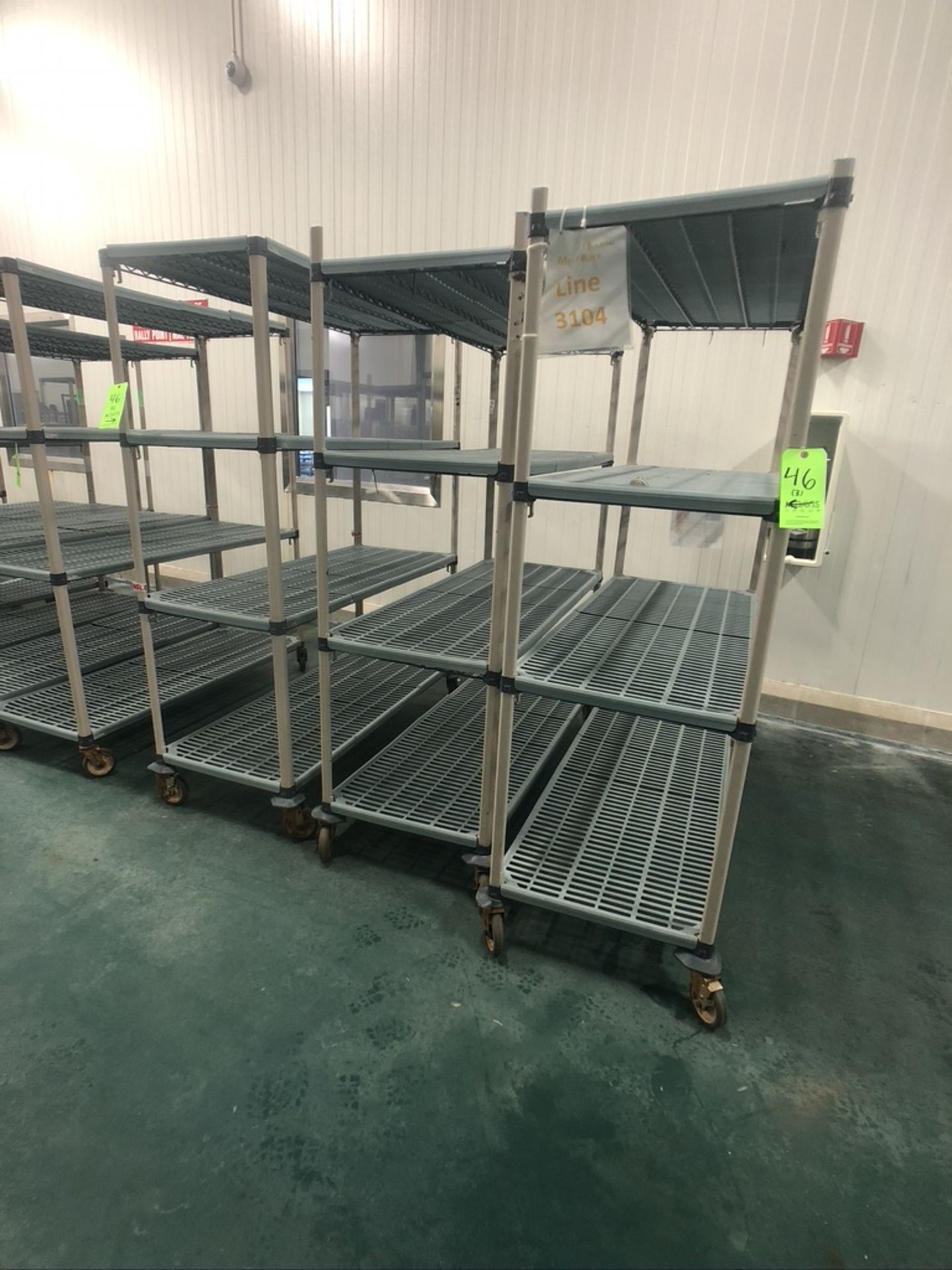 (3) METROMAX ANTIMICOBIAL PORTABLE CARTS / PORTABLE PLASTIC RACKS/SHELVES 4-LEVELS APPX L59'' X - Image 2 of 2