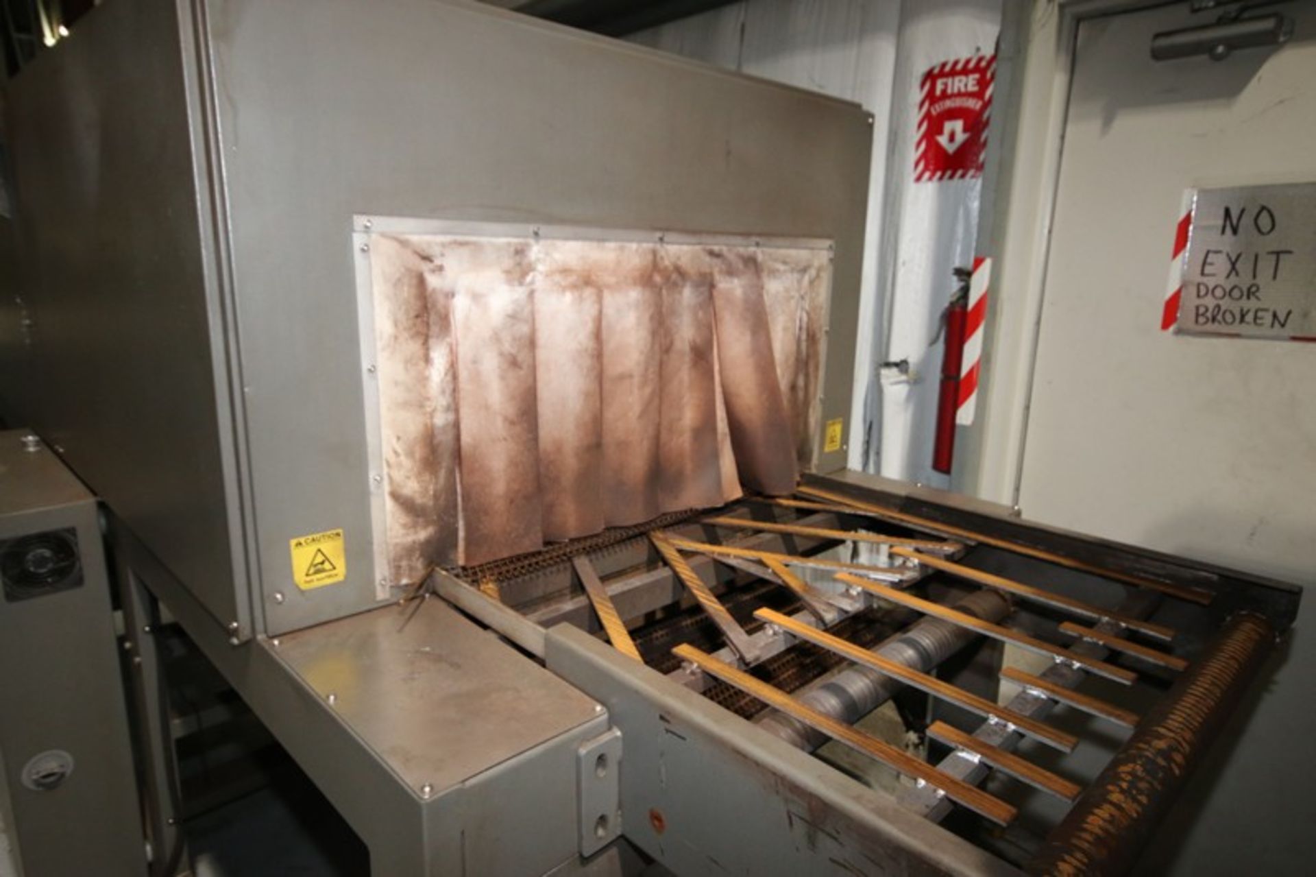 X-Pak Remanufactured Tray Overwrapper/Shrink Tunnel with Aprox. 8 ft. L Tunnel and - Image 3 of 14