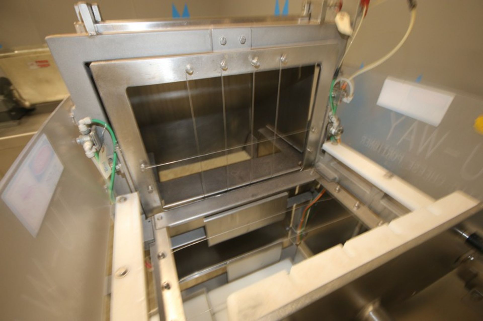 GMC Tu-Way Automatic Cheese Portioner, with S/S Discharge Chute & Push Cylinder, - Image 7 of 10