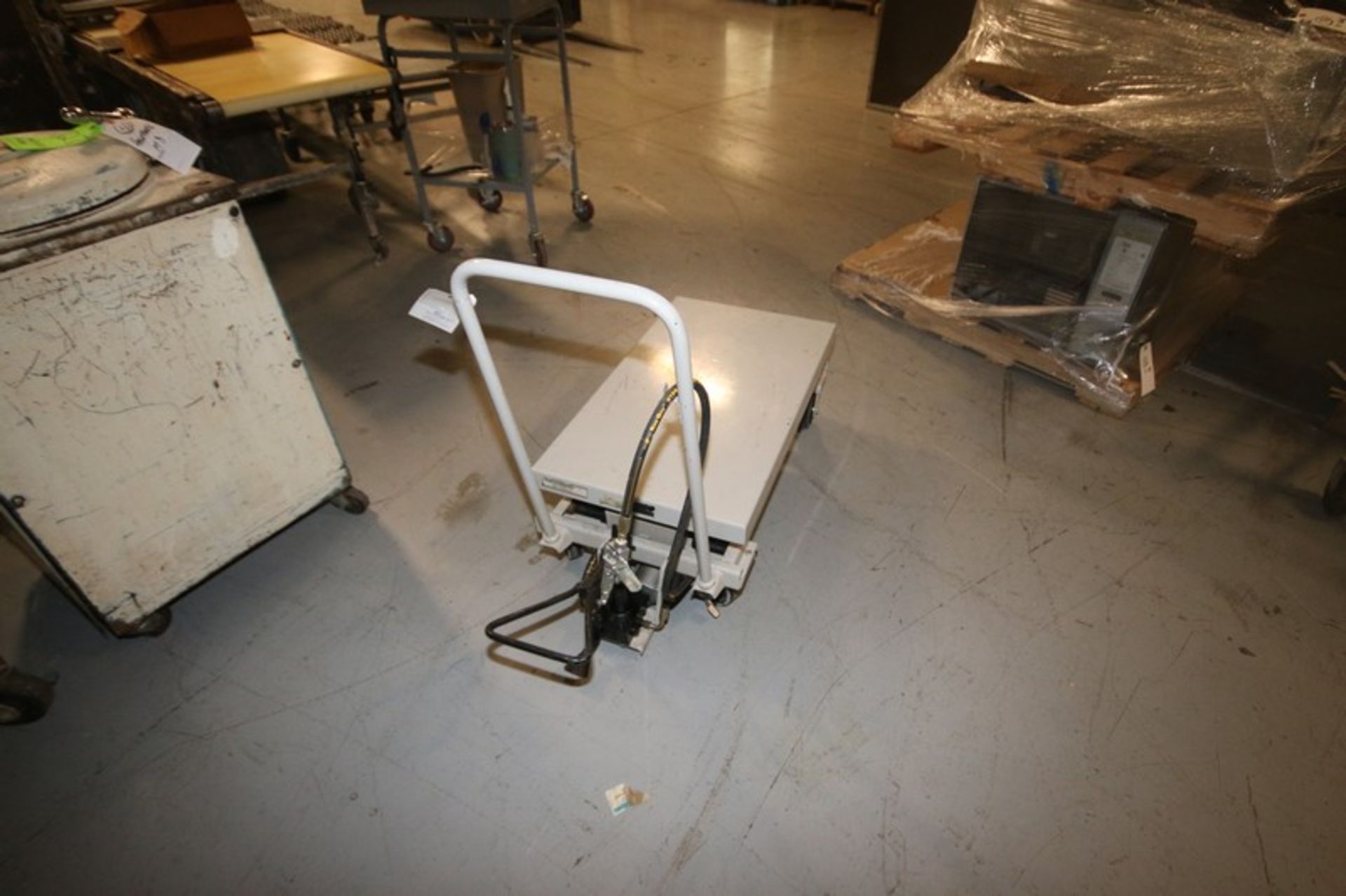 770 lb. Capacity Scissor Table, with Aprox. 35.5" L x 20" W Platform, Mounted on - Image 3 of 5