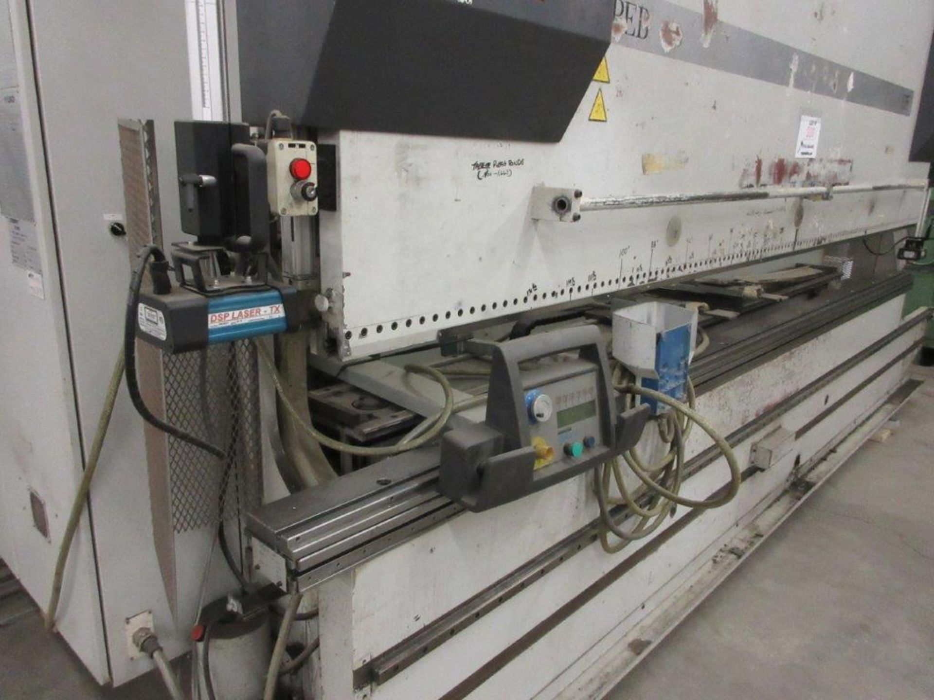 STRIPPIT LVD press brake (1999) type PPEB 135/42 max cap: 1350, 575 volts, 60 hz , 135 Ton, 14ft, - Image 2 of 11