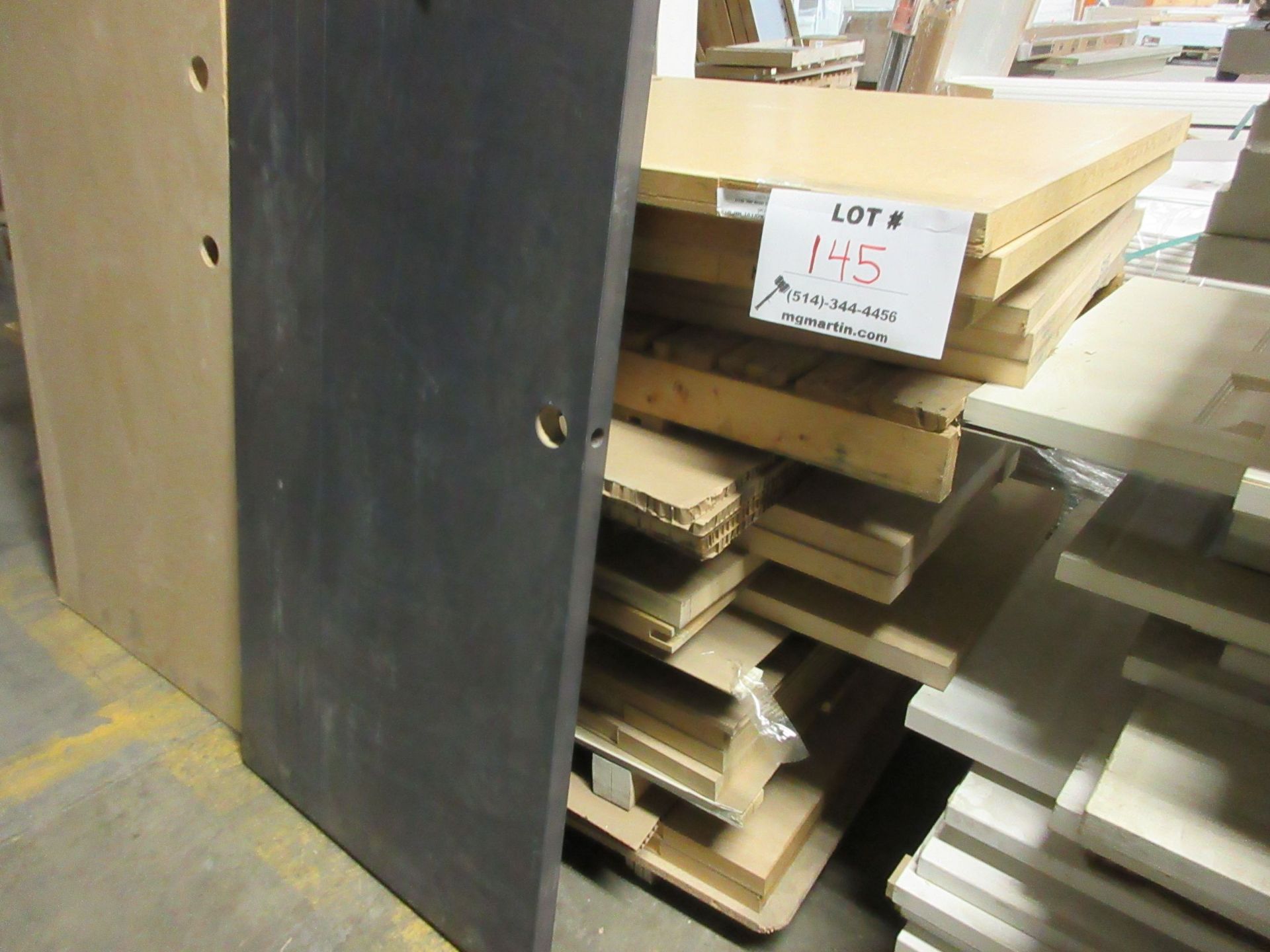 Assorted doors hollow & solid core 20",24",30",32",33 1/2",34",36" x 79",80",83",89",95",96" x 1 3/ - Image 2 of 3