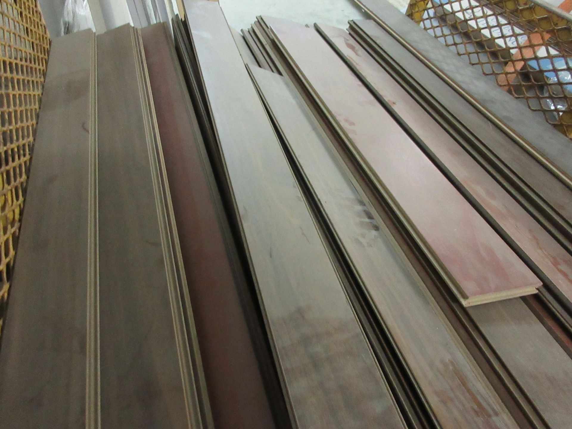 LOT Assorted laminate flooring (no cart) (qty aprox. 20 boxes) - Image 3 of 3