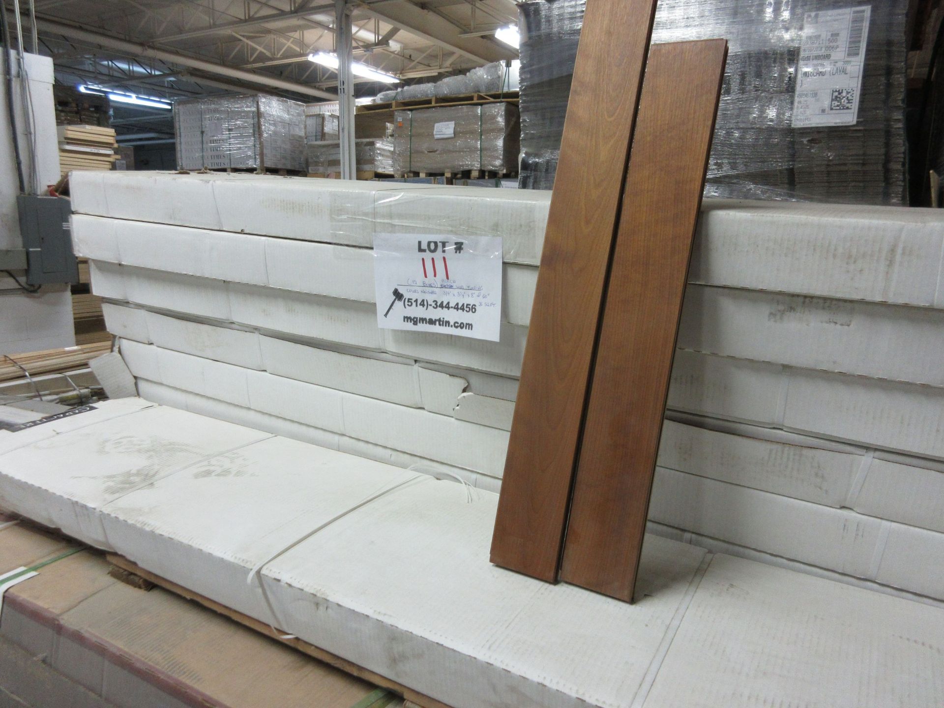 Hardwood flooring (birch noisette) 3/4"x 3 1/4" x 8", 60" -26 sq. ft per box (12 boxes)