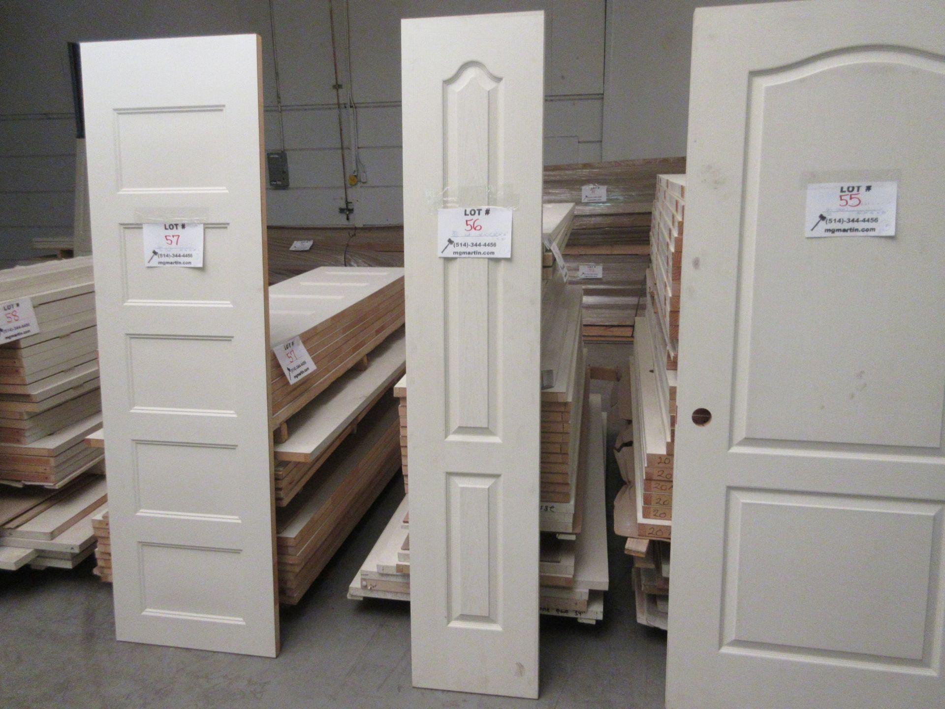 Assorted doors (slab & bi-fold) 12",14",17",22",24",36"x 80" x 1 3/8" (qty 22)