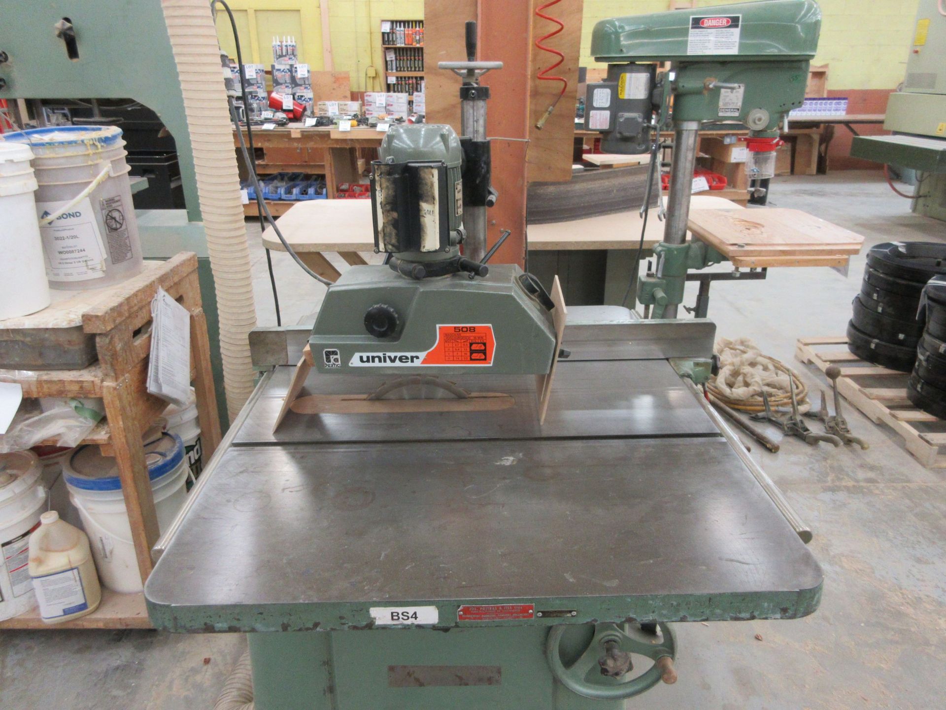 POITRAS table saw Mod: 508, c/w feeder, 12" blade, 7 1/2 HP, 600 volts - Image 3 of 7