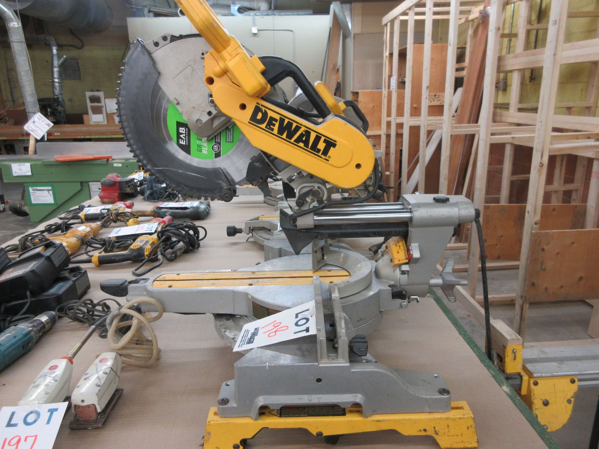 DEWALT miter saw Mod: DWS 780