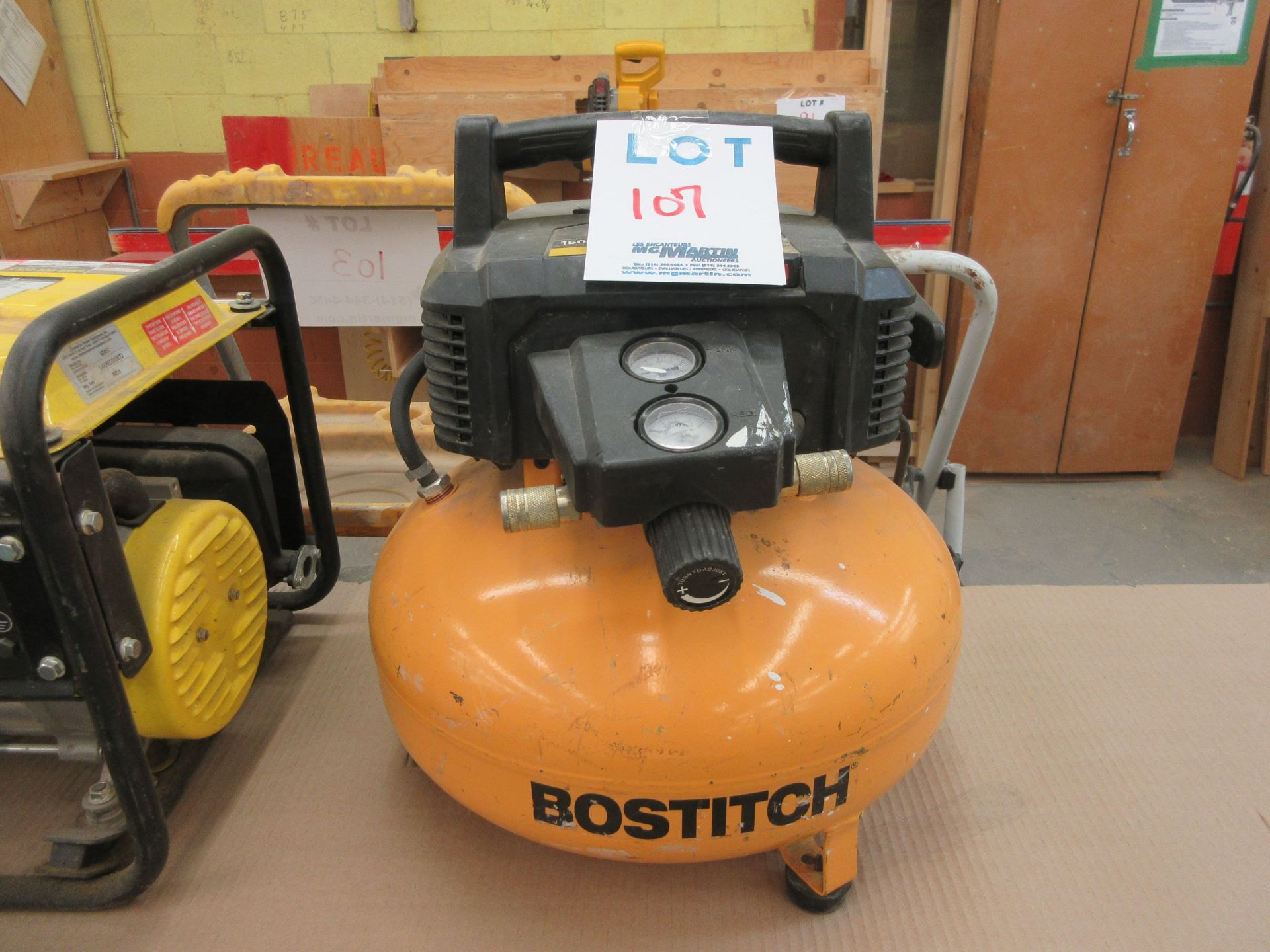 BOSTITCH 150 psi air compressor