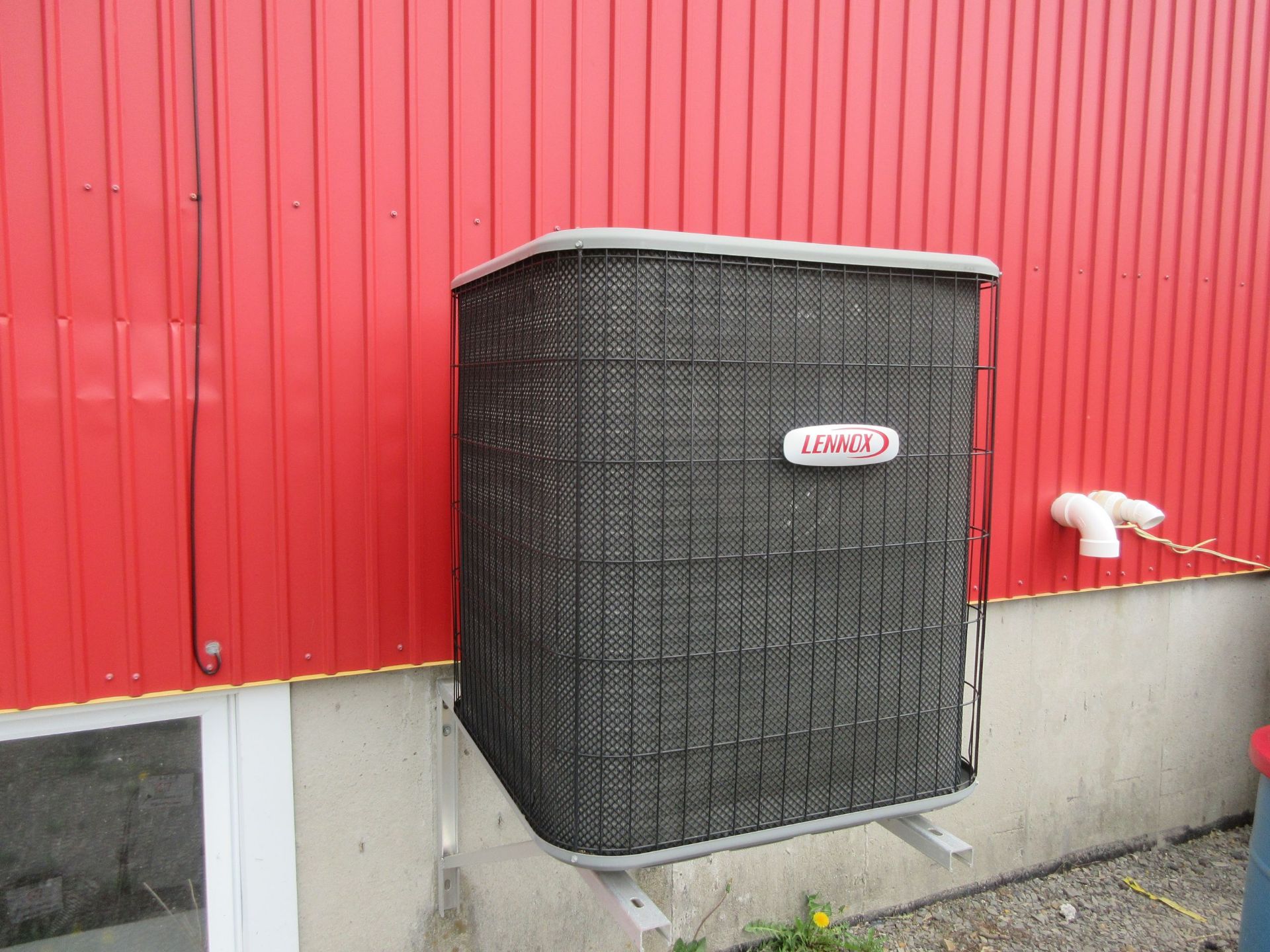 LENOX cool/heat system w/t heat pump, model C33-62C-2f-3 (450 PSI), 5 ton, 110M BTU - Image 5 of 5