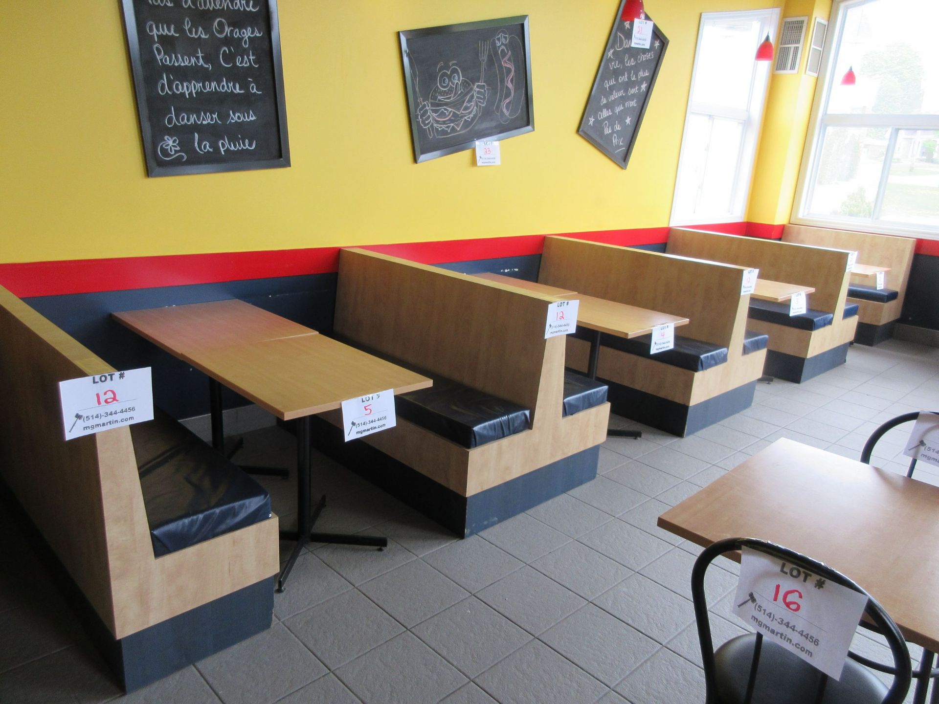 Sections dining booths (7) - Image 3 of 5