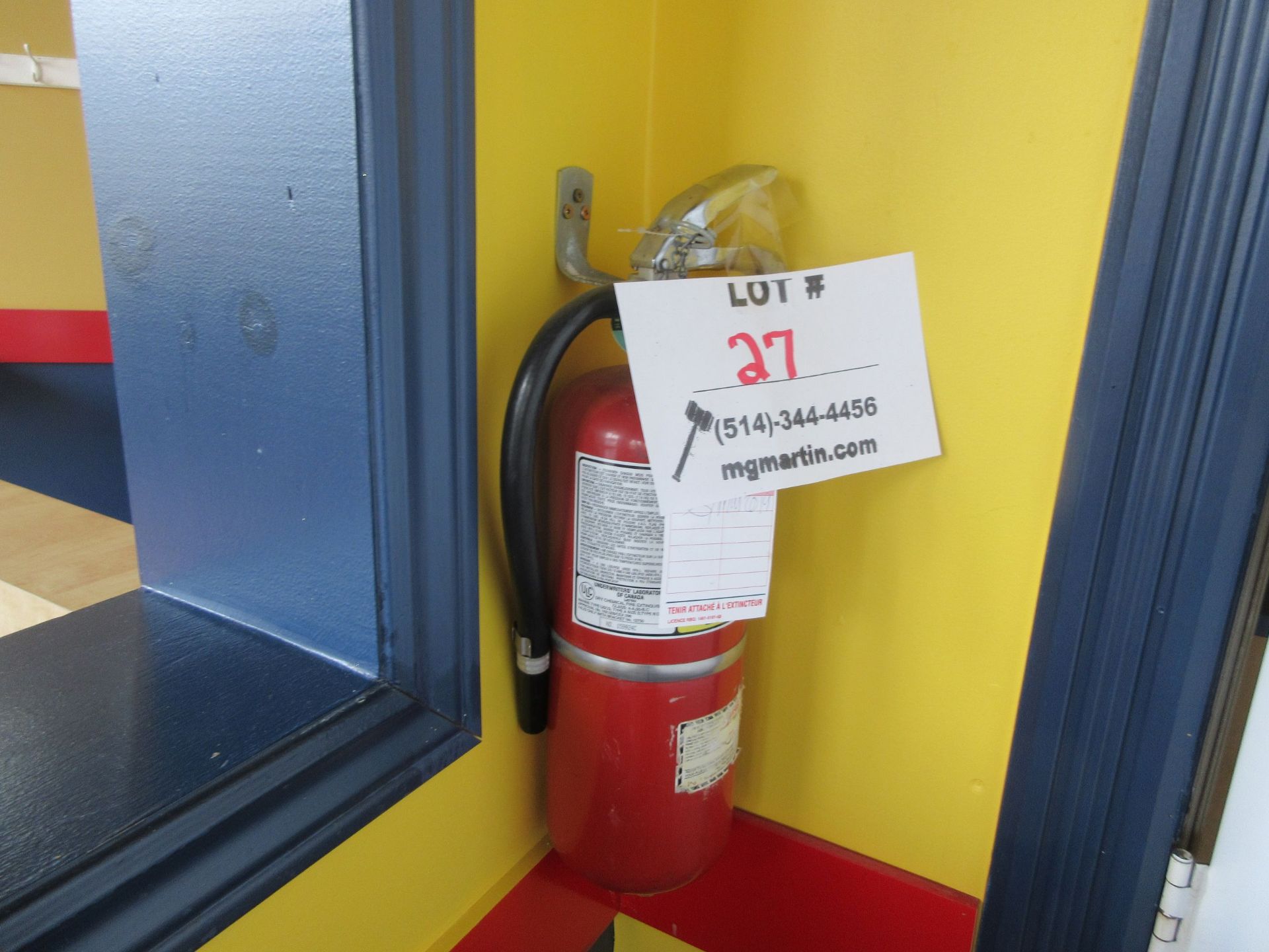 Fire extinguisher