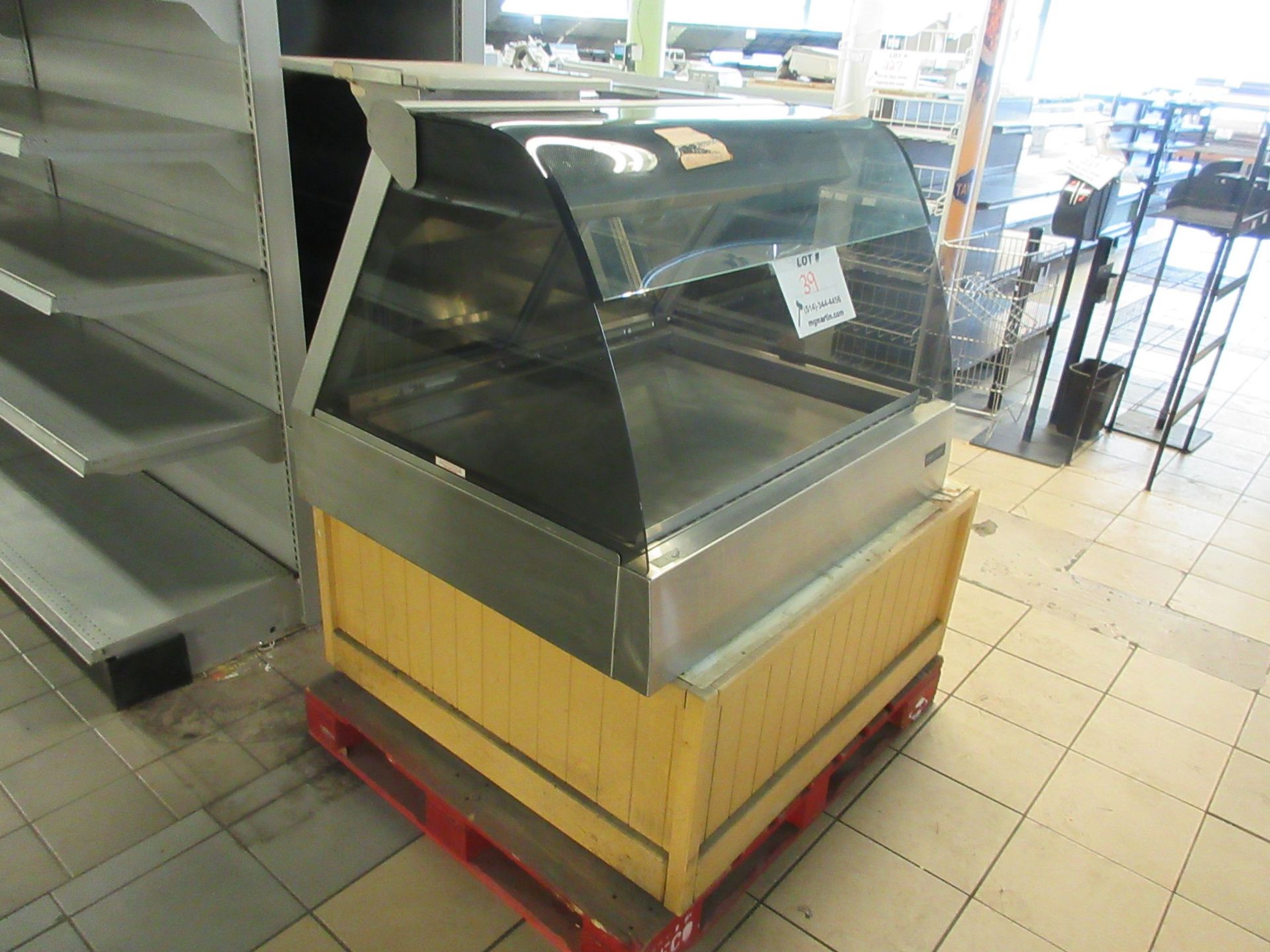 HENNY PENNY heated merchandiser display unit w/t glass model: HMR-103, aprox. 43"w x 37"d x 50"h - Image 2 of 5