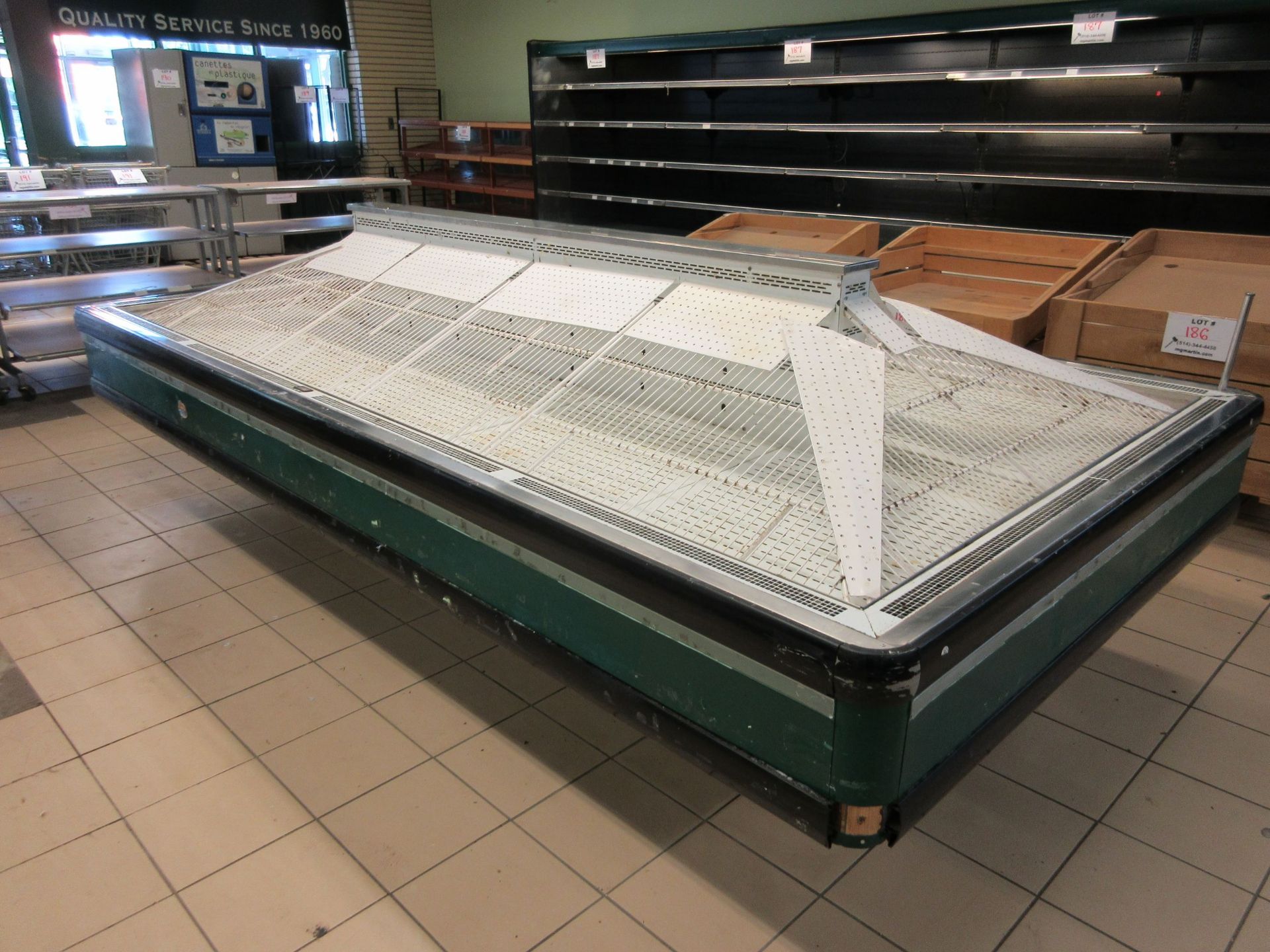 ARNEG open refrigerated unit (without compressor) model: LACOLLE FRUIT 12', aprox. 140 1/2"w x 72