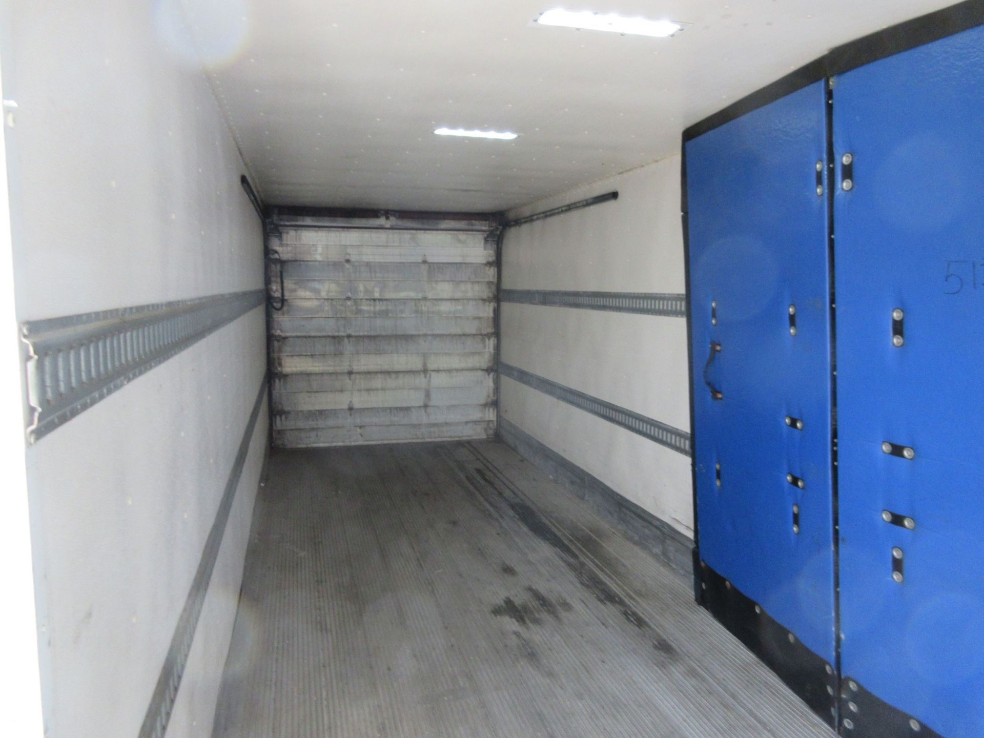 INTERNATIONAL 40S-4400 DURA 30FT box truck combination freezer & refrigerated c/w THERMO KING T-800R - Image 19 of 26