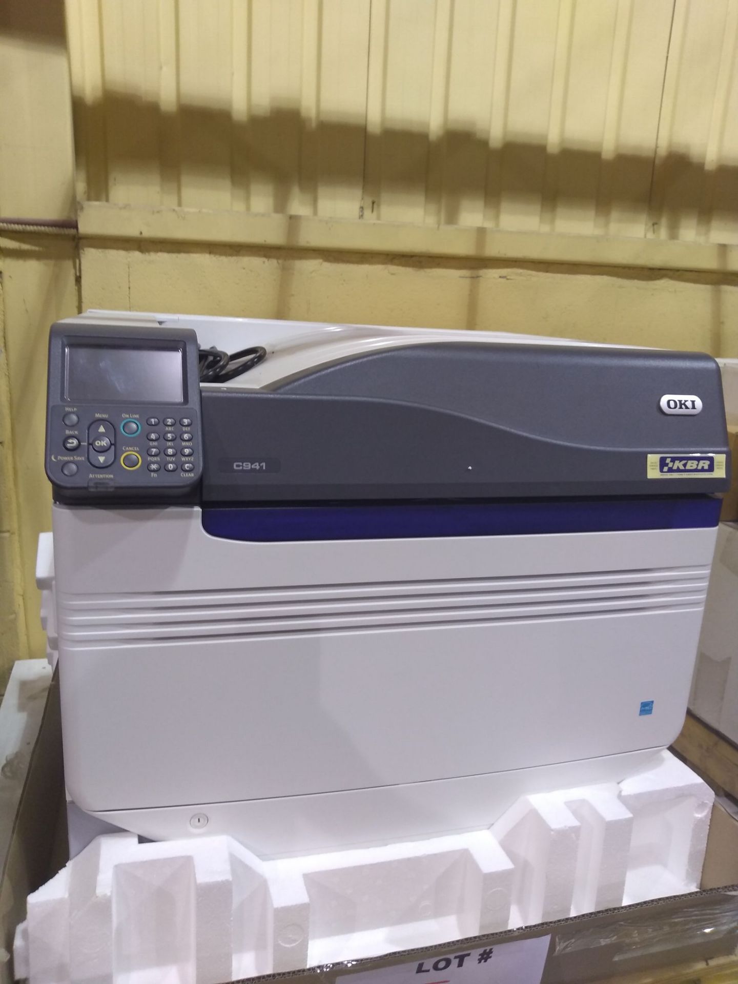 OKI digital color printer (mod: C941) (LIKE NEW) - Image 4 of 8