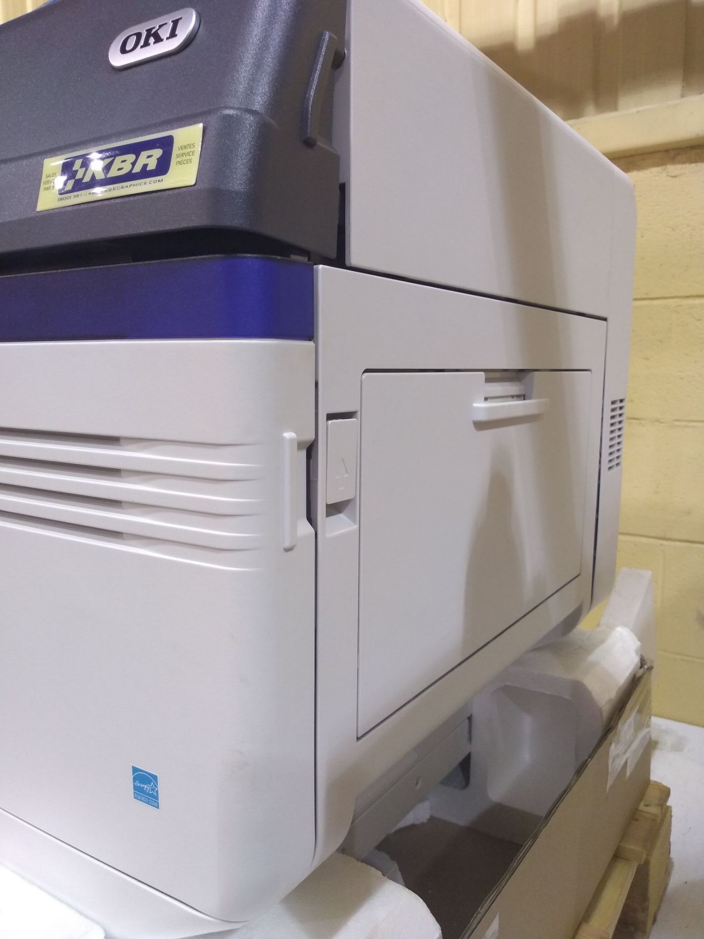 OKI digital color printer (mod: C941) (LIKE NEW) - Image 6 of 8