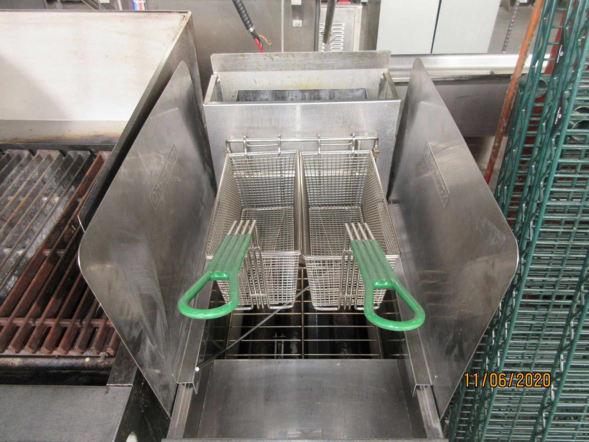 DEAN gas fryer w/ (2) baskets (mod: SR42GN) - Image 2 of 5