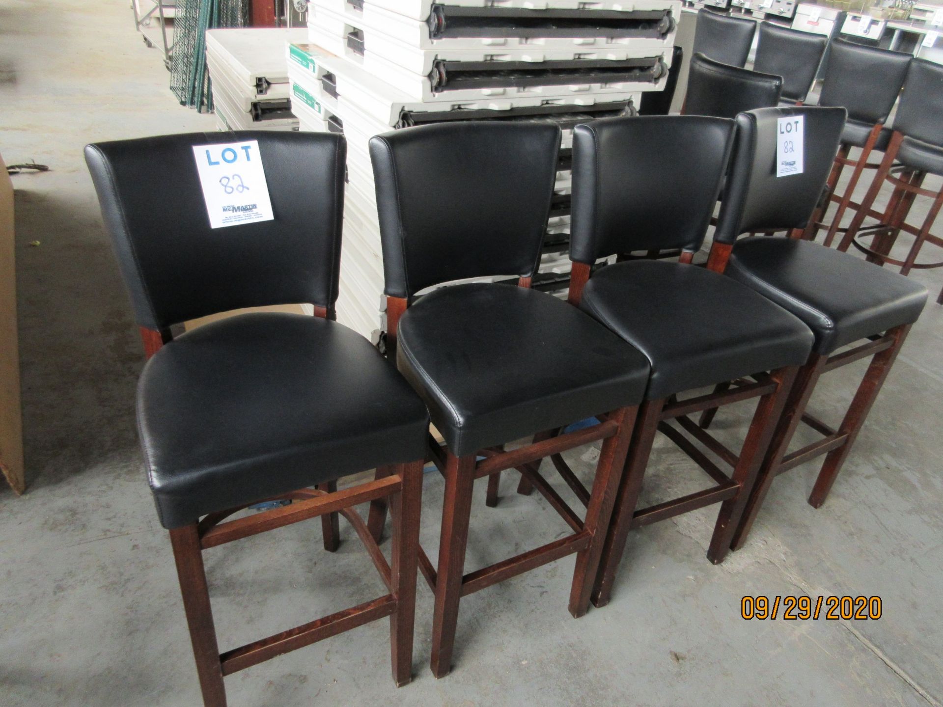 30" bar stools (leather style/wood ) (qty 4)