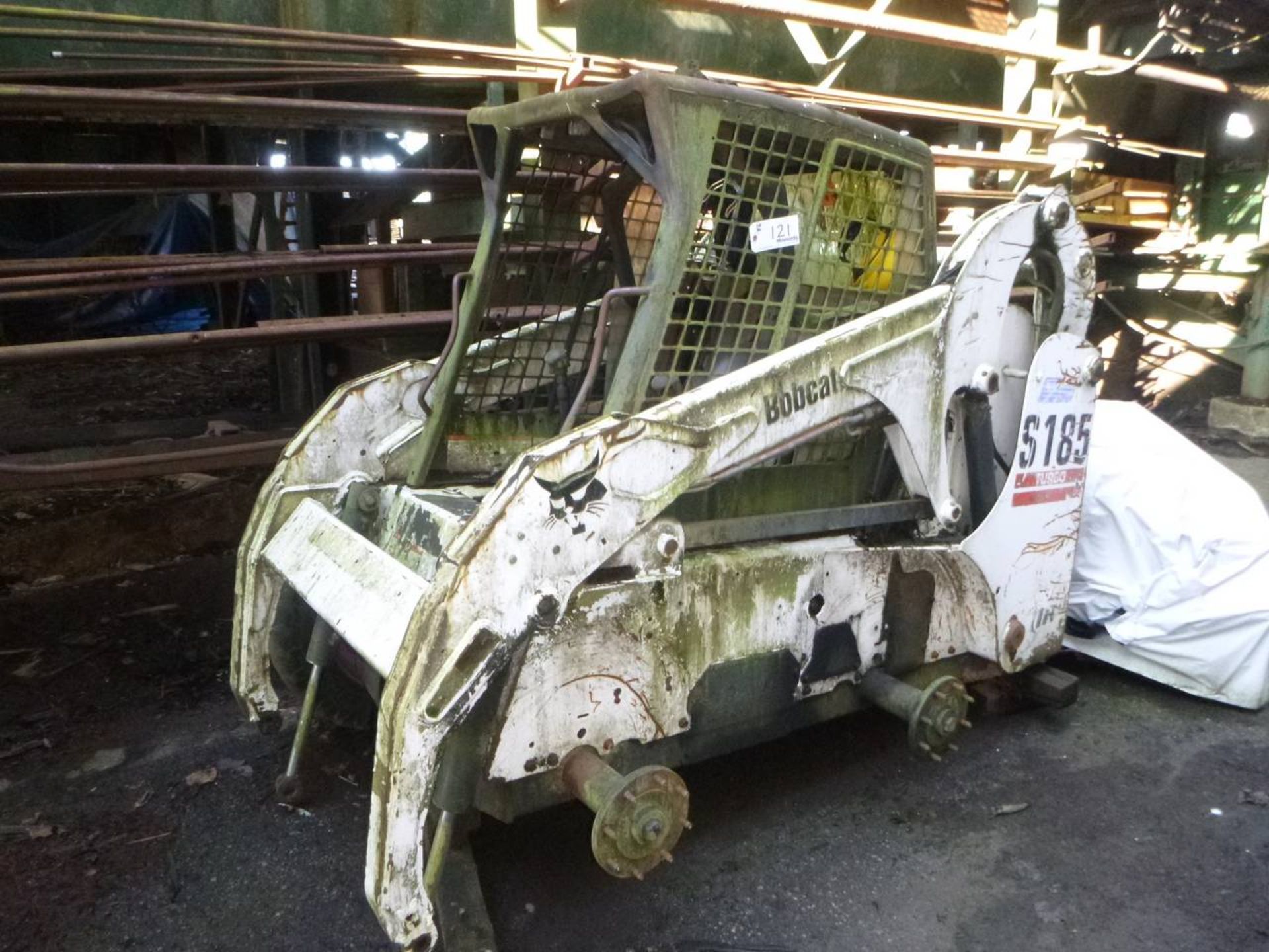 Bobcat S185 Skidsteer loader