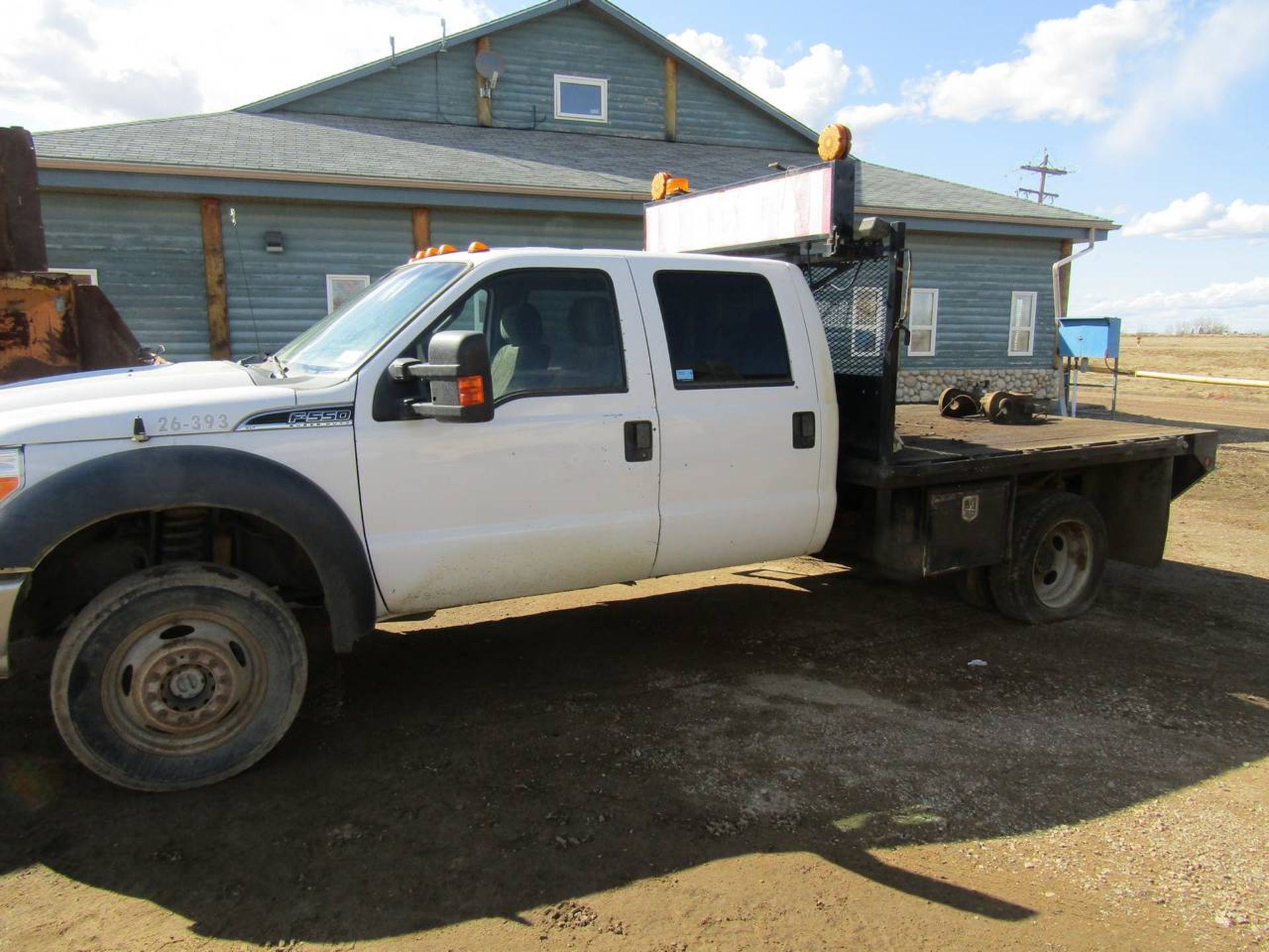 2011 Ford F550 Flat deck - Image 4 of 4