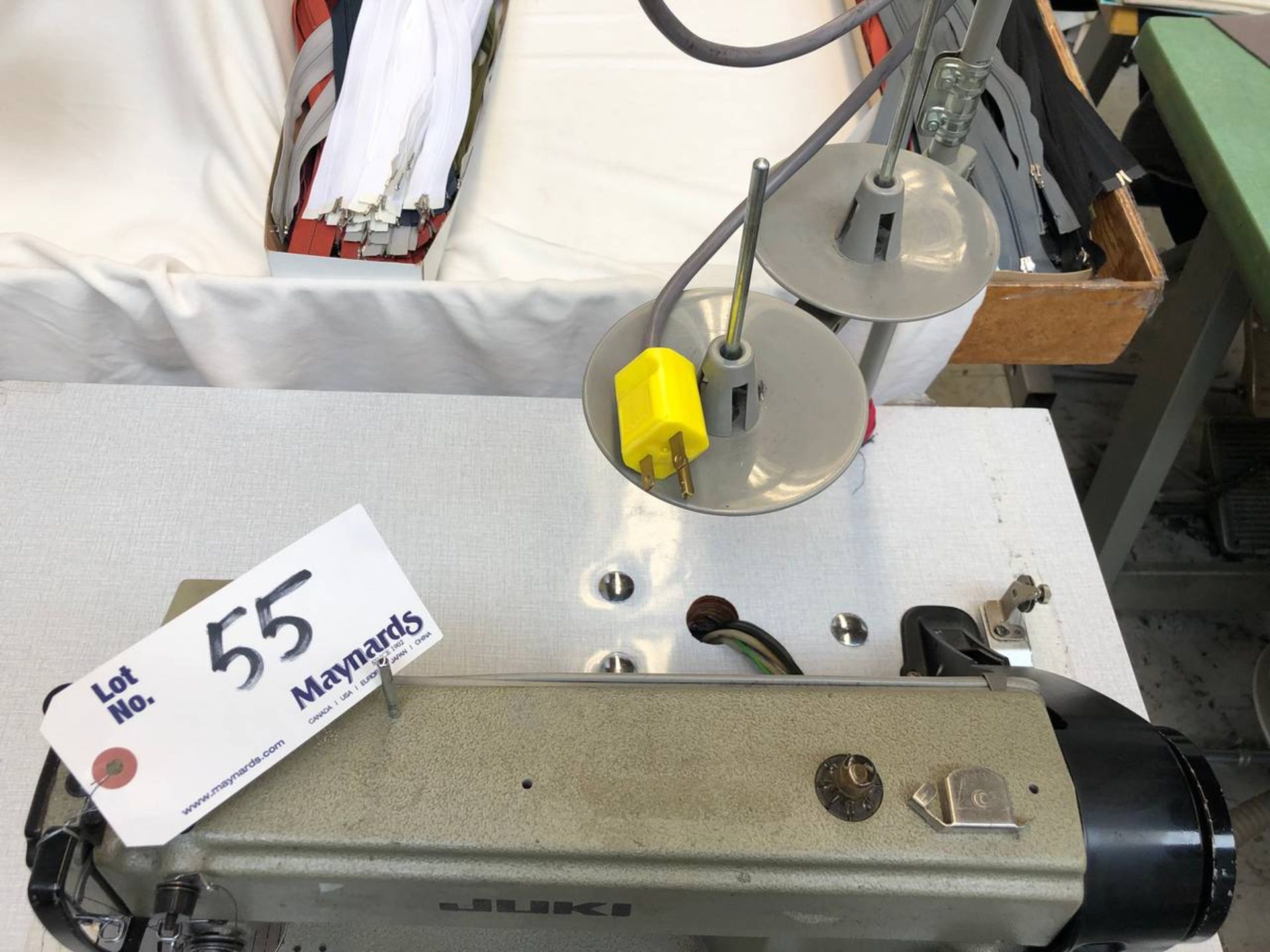 Juki DDL-5550-3 Single needle sewing machine, - Image 7 of 9