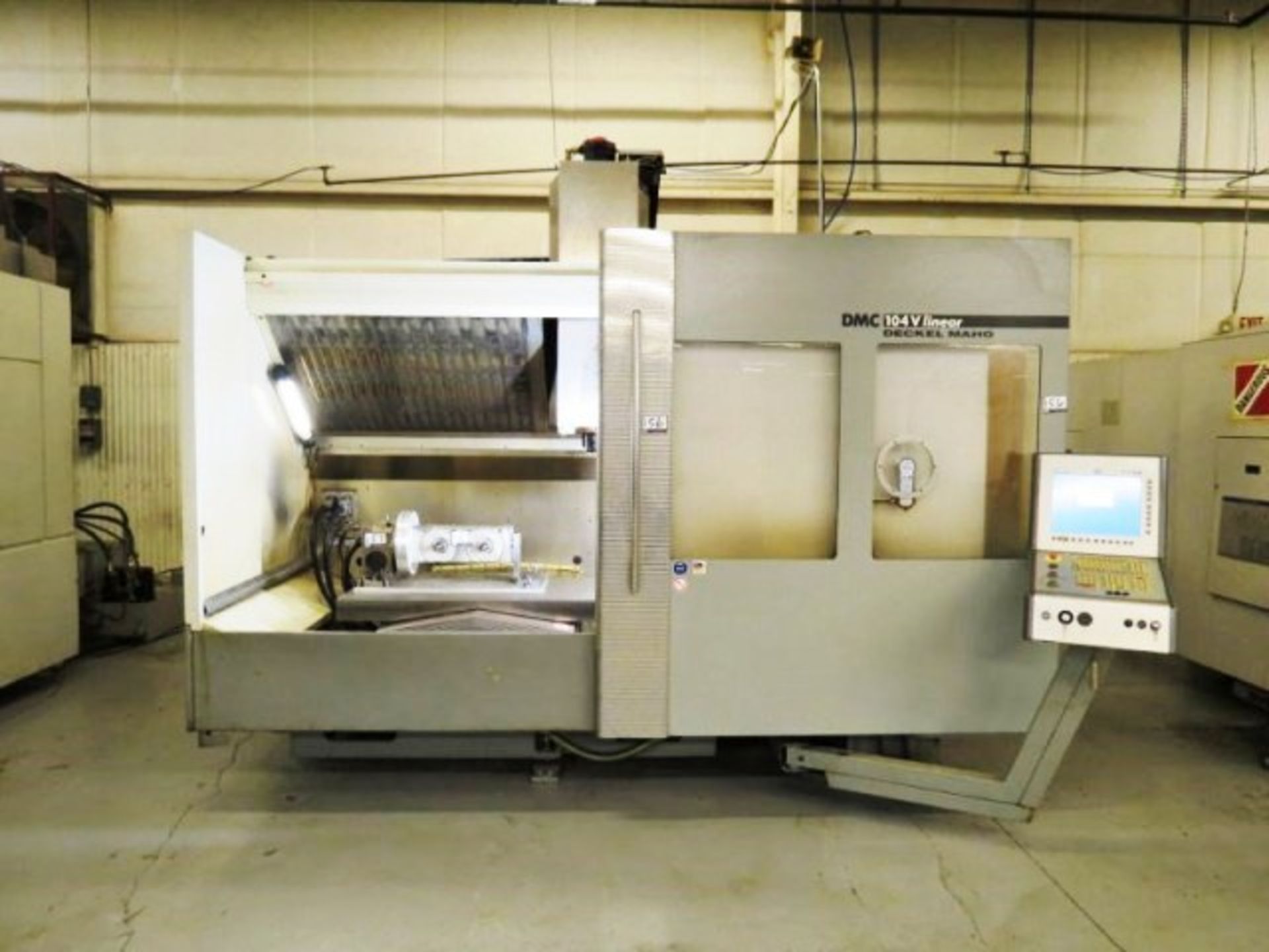 DMG Deckel Maho DMC 104V Linear 4-Axis CNC VMC, Fanuc 32i Control, Cat 40, Modul 4th Axis Trunnion - Image 2 of 7