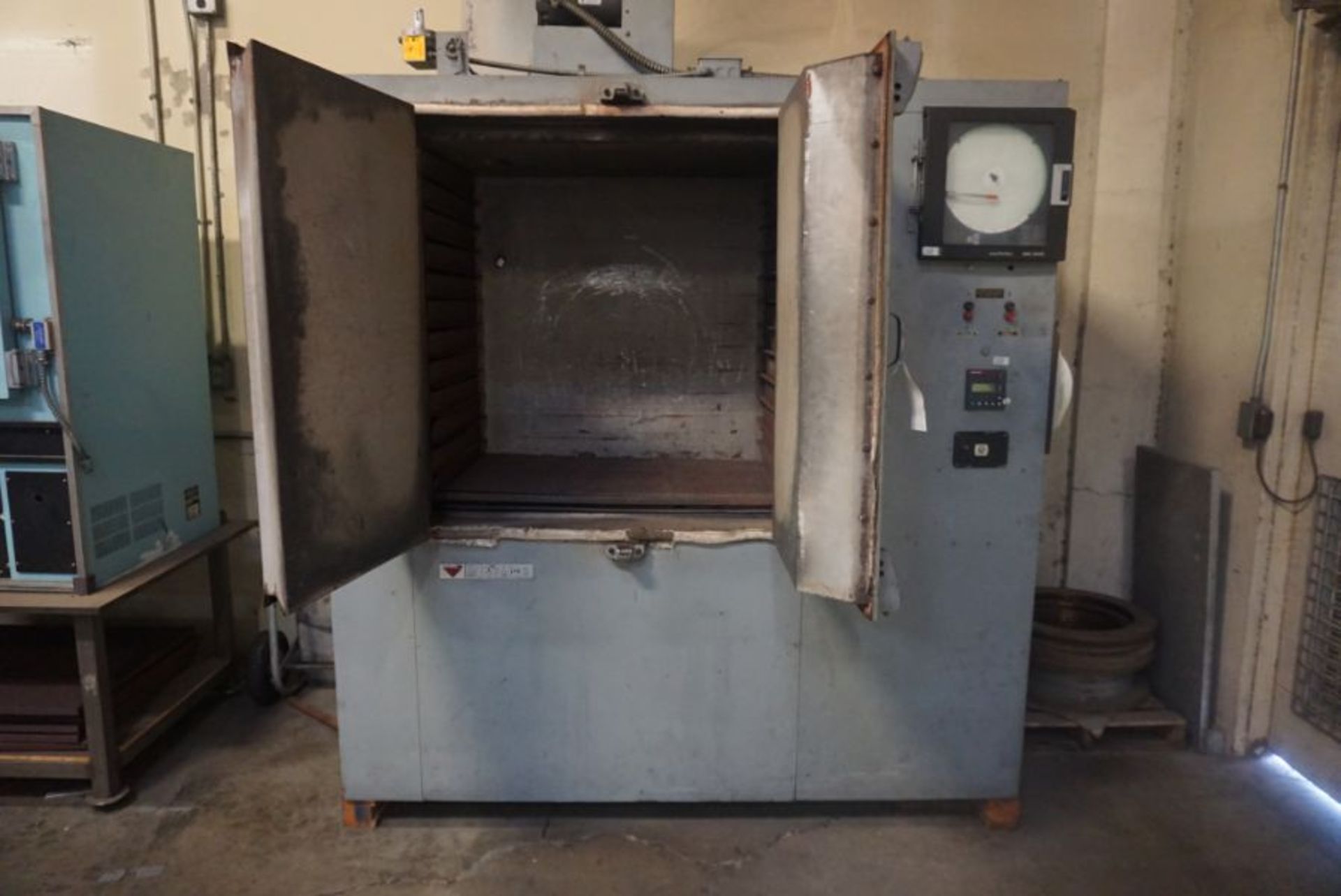 Despatch V-29SD 850 Degree Max. Temp. Curing Oven, s/n 93275 - Image 2 of 6