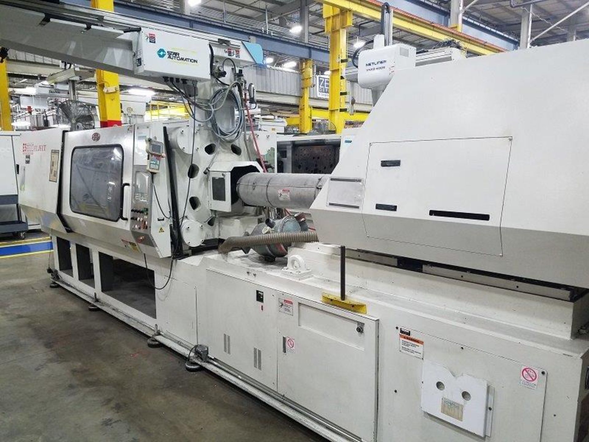 310 Ton 28.3 Oz. Nissei "Electric" ES6000-71E Injection Molding Machine, NC9300T Control, 2000 ( - Bild 2 aus 5