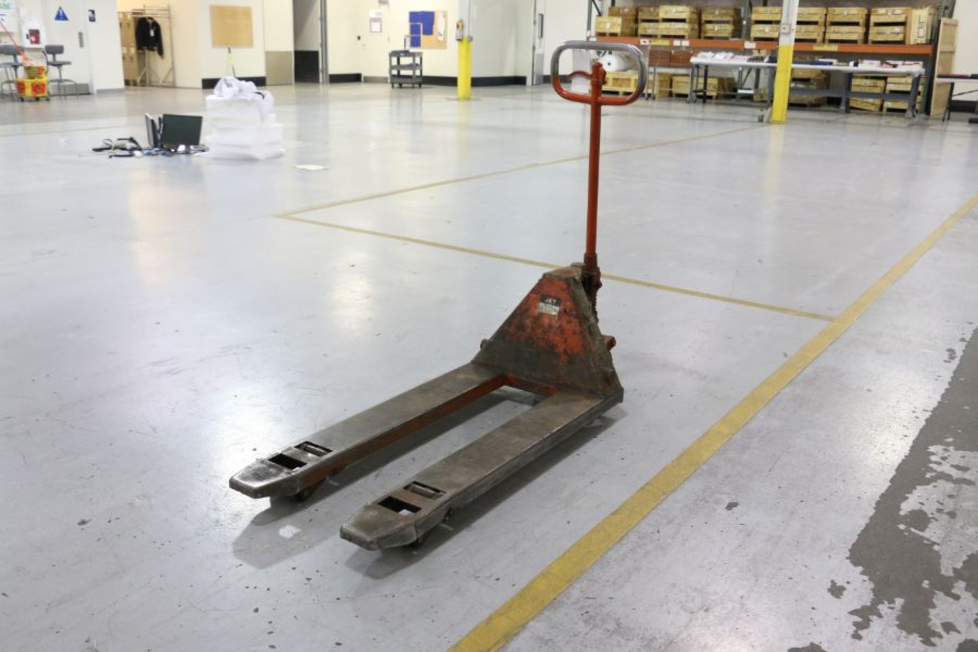 Jet 5000Lbs. Cap. Narrow Fork Pallet Jack - Image 3 of 4