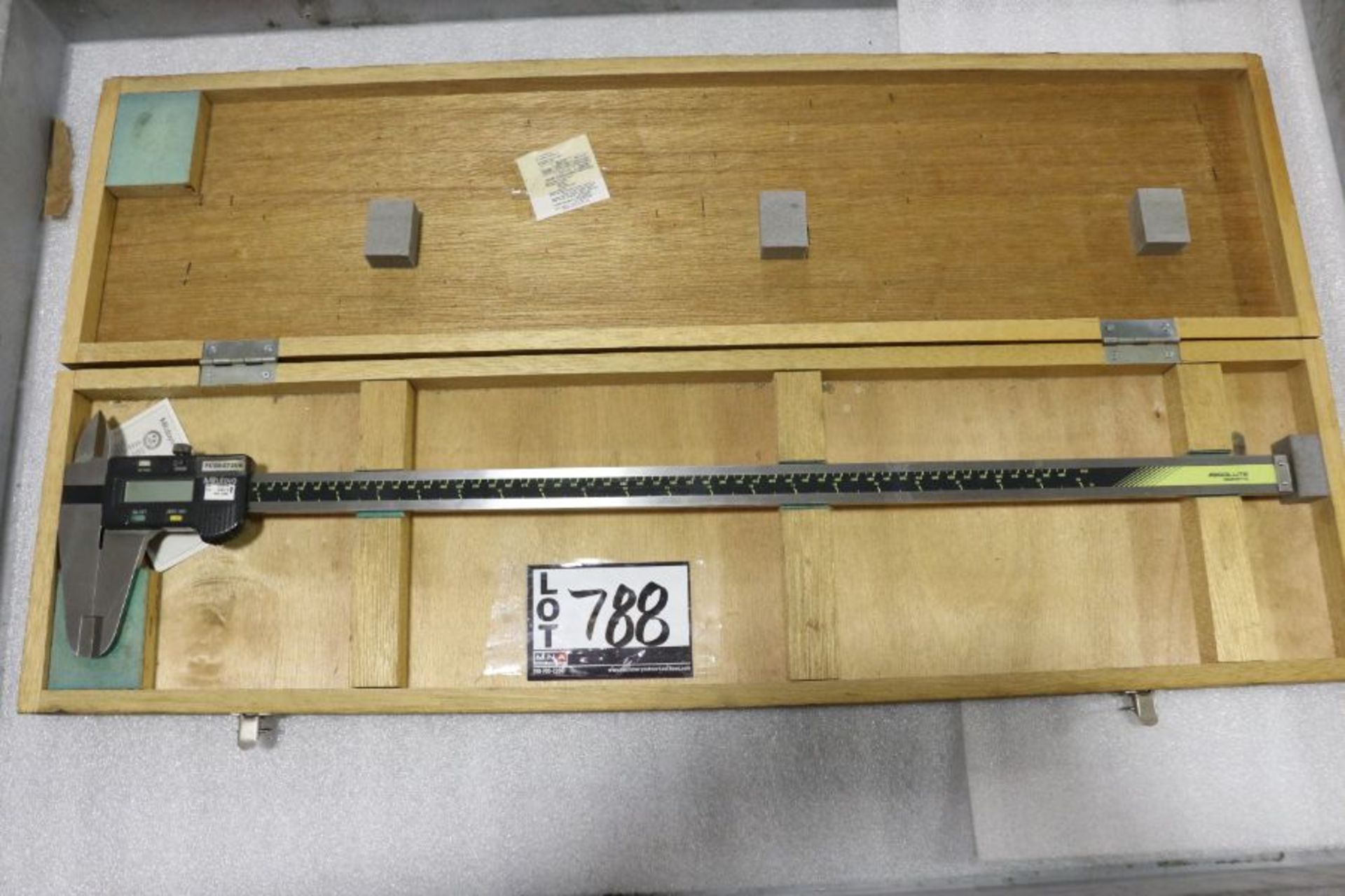 24" Mitutoyo Digimatic Digital Caliper