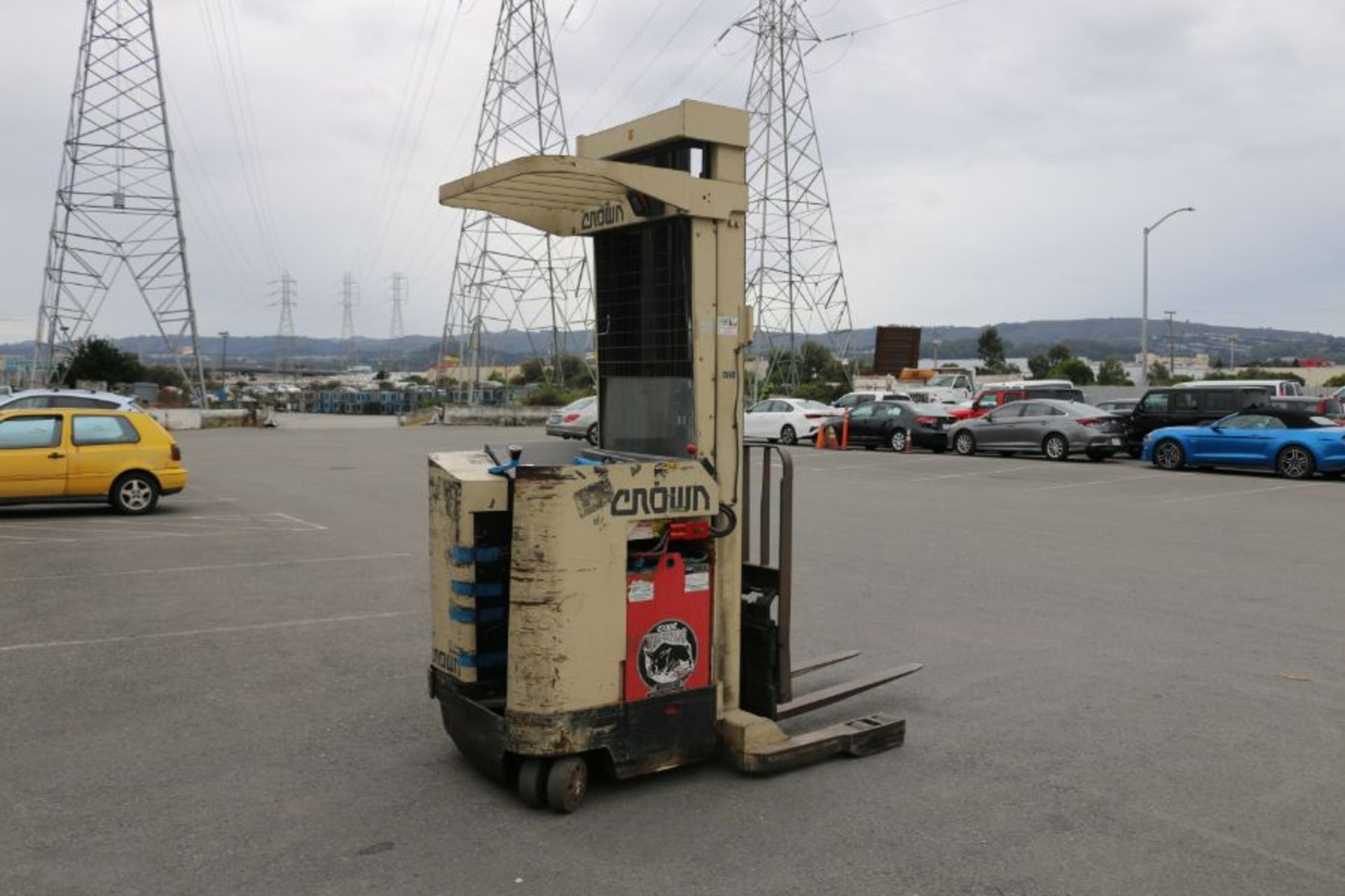 Crown 35RRTT 3500Lbs. Standing Electric Forklift, s/n 1A122215 - Image 5 of 6