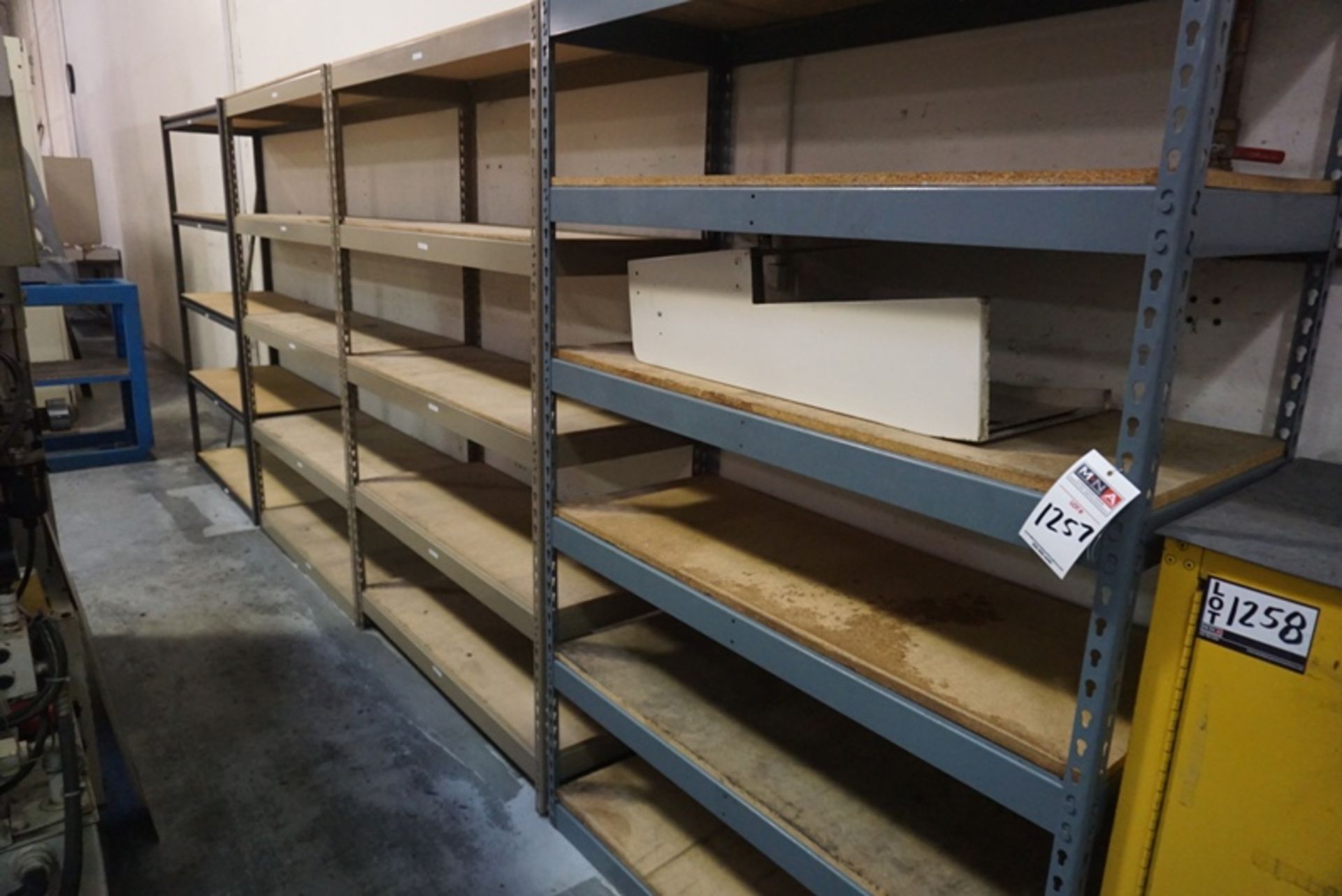 Light Weight Shelving - Image 3 of 4