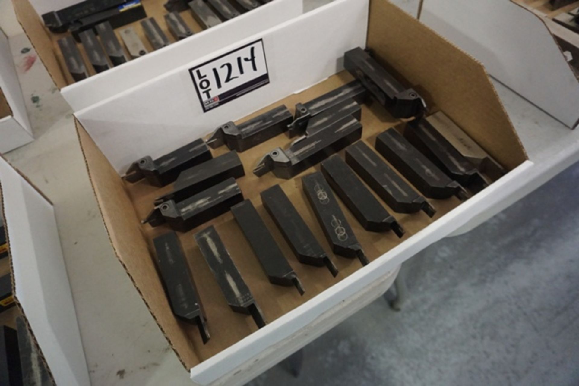 Assorted Carbide Insert Tool Holders - Image 2 of 4