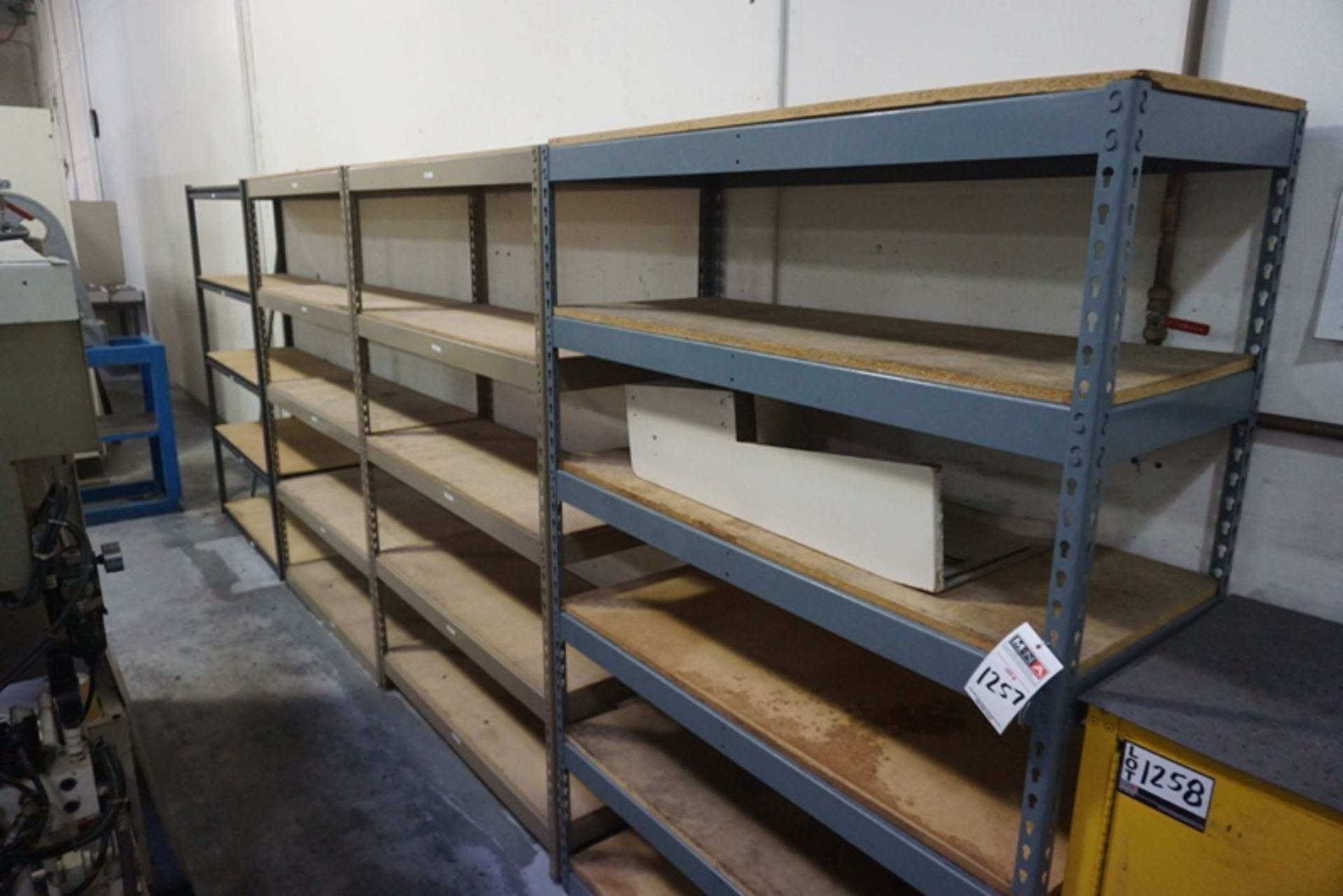 Light Weight Shelving - Image 2 of 4