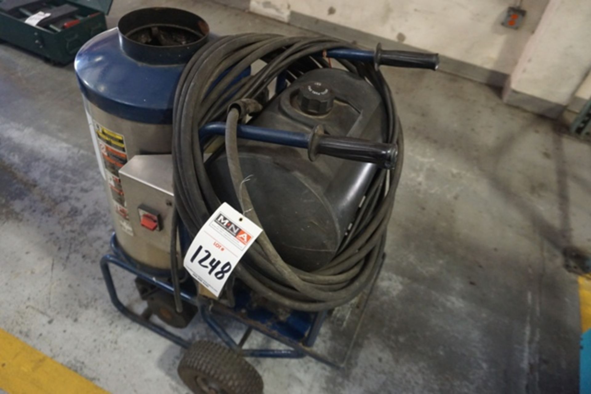 Pressure Washer - Image 2 of 5