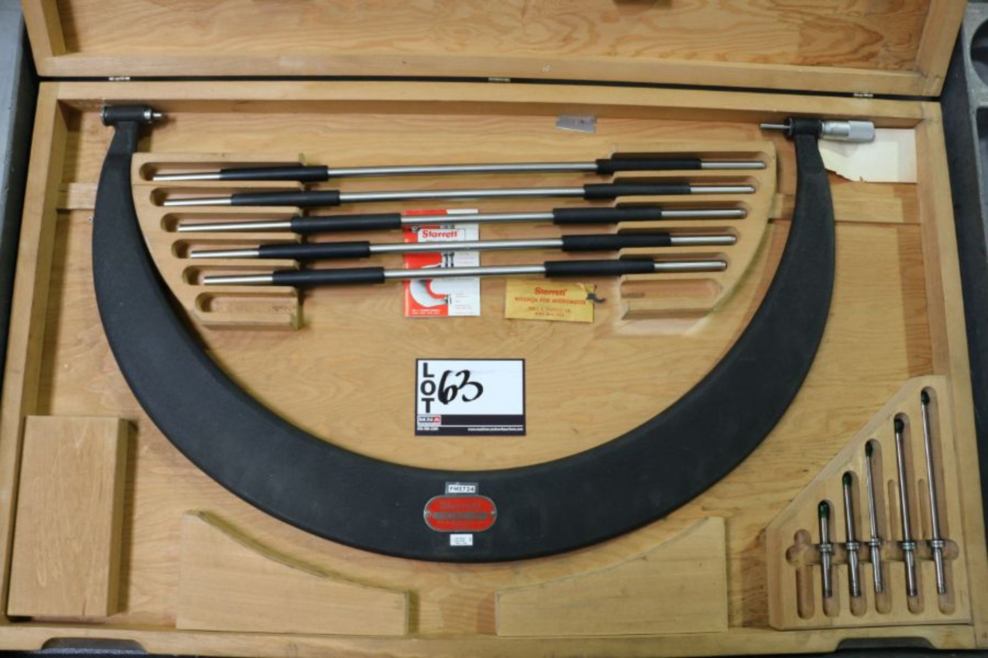 Starrett 18" - 24" Outside Micrometer