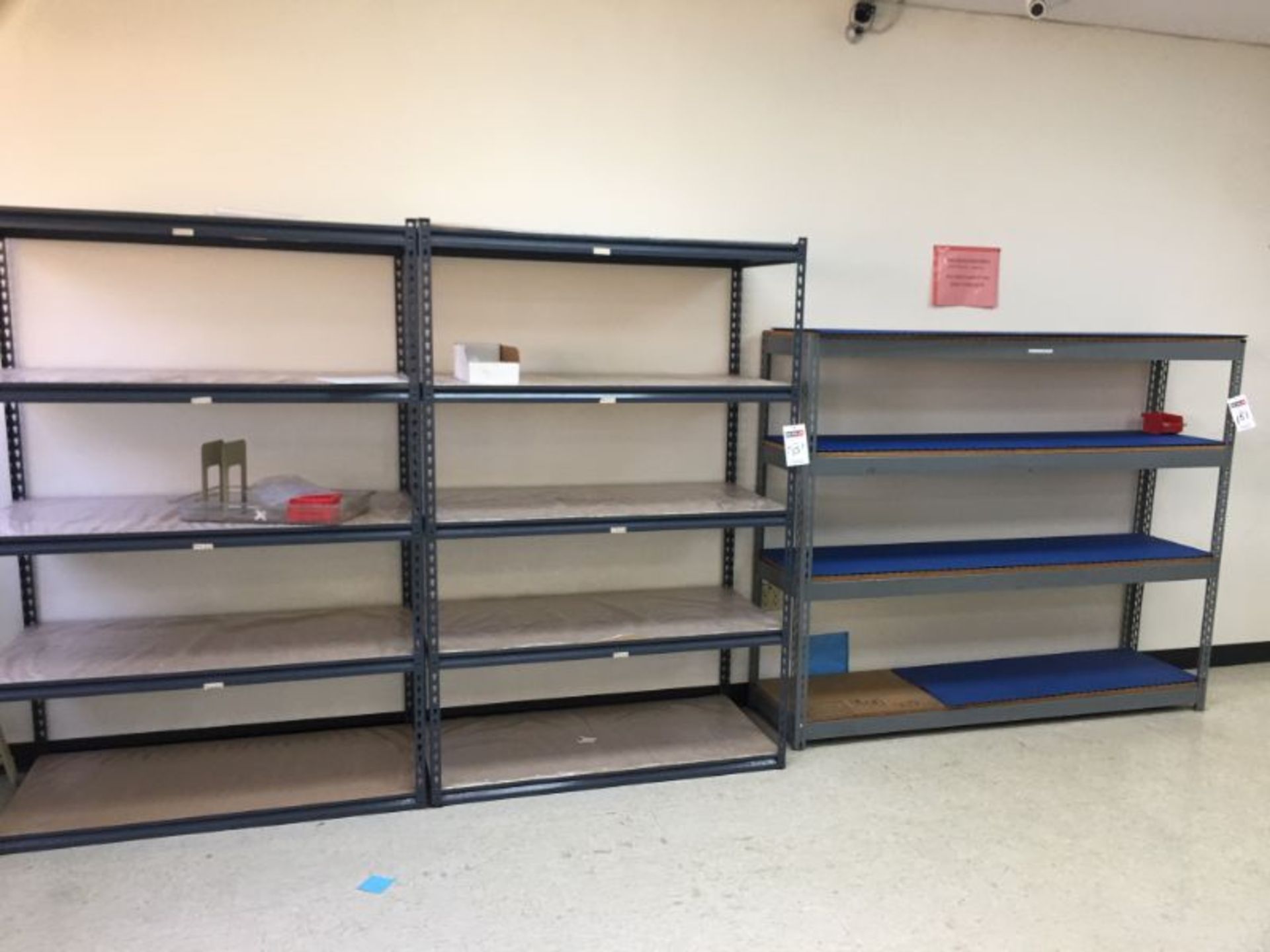 Light Weight Shelving - Image 2 of 3