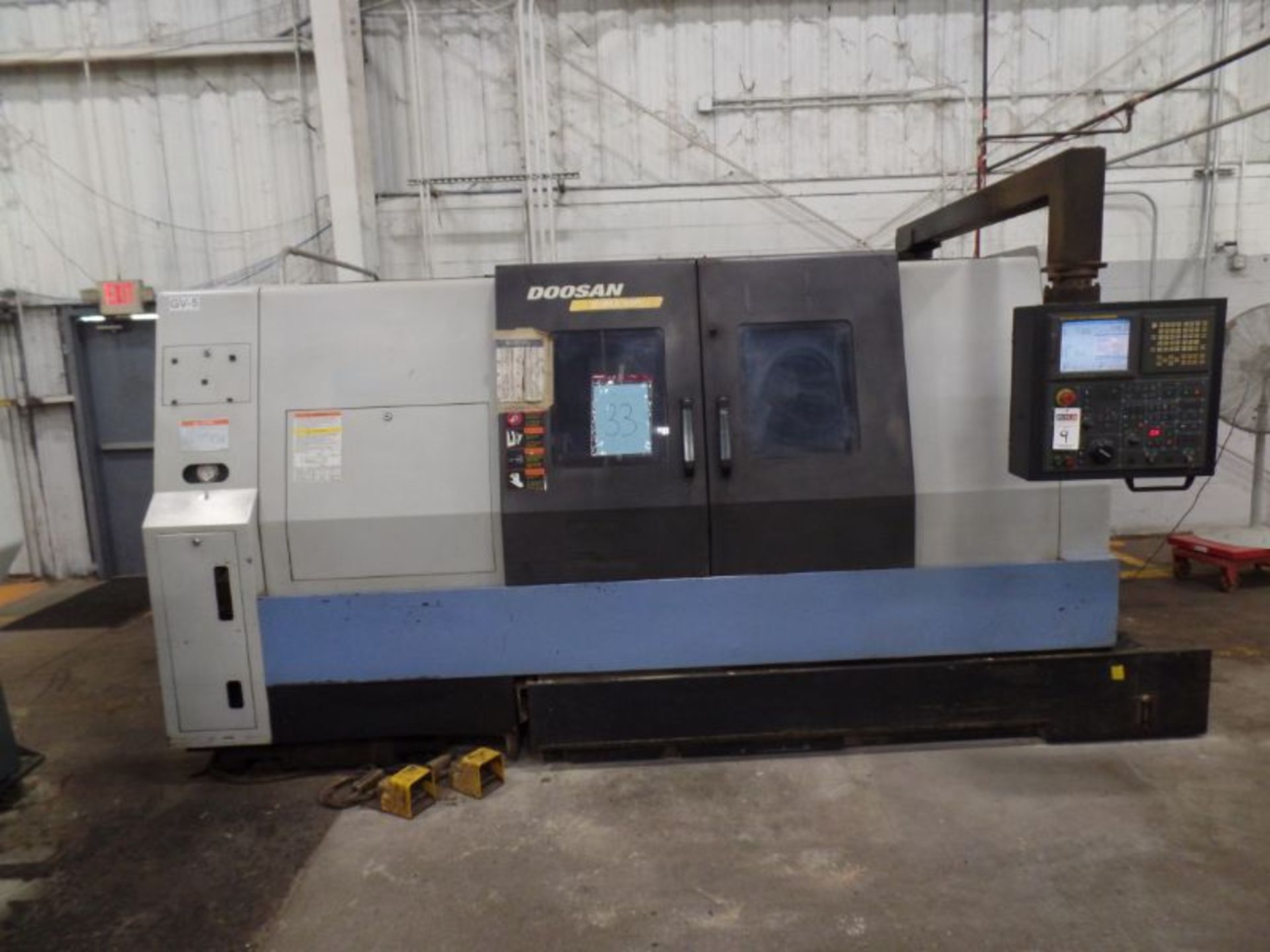 Doosan Puma 400B, Fanuc 21i-TB, 30” SW, 21.7” Max. Turn Dia. x 41” Max. Turn Length, 5.2” Spindle - Image 2 of 8