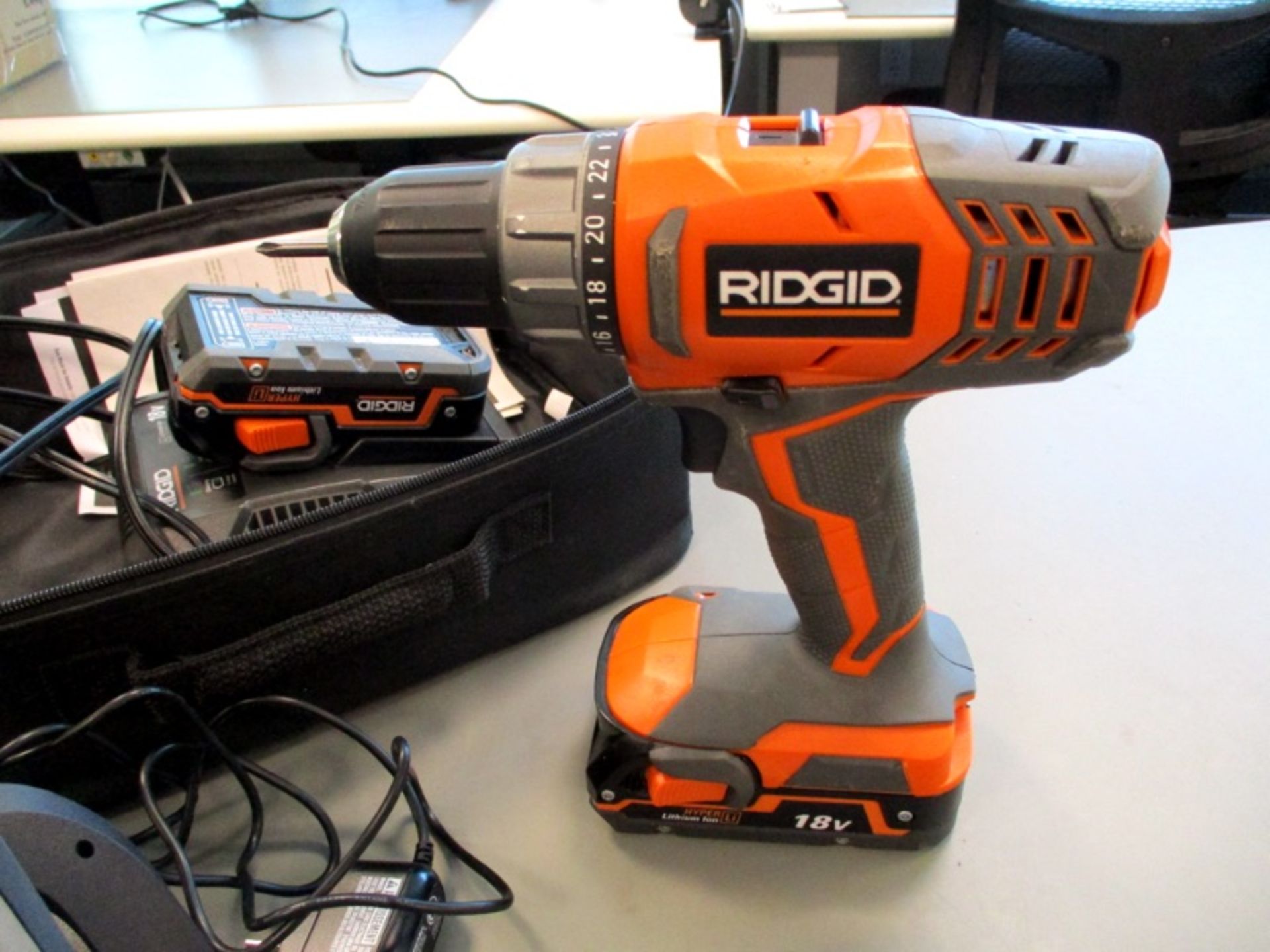 Ridgid 18v Lithium-Ion 2 Speed Drill/Driver with (2) batteries & charger and Dremel Micro 8050 - Image 3 of 3