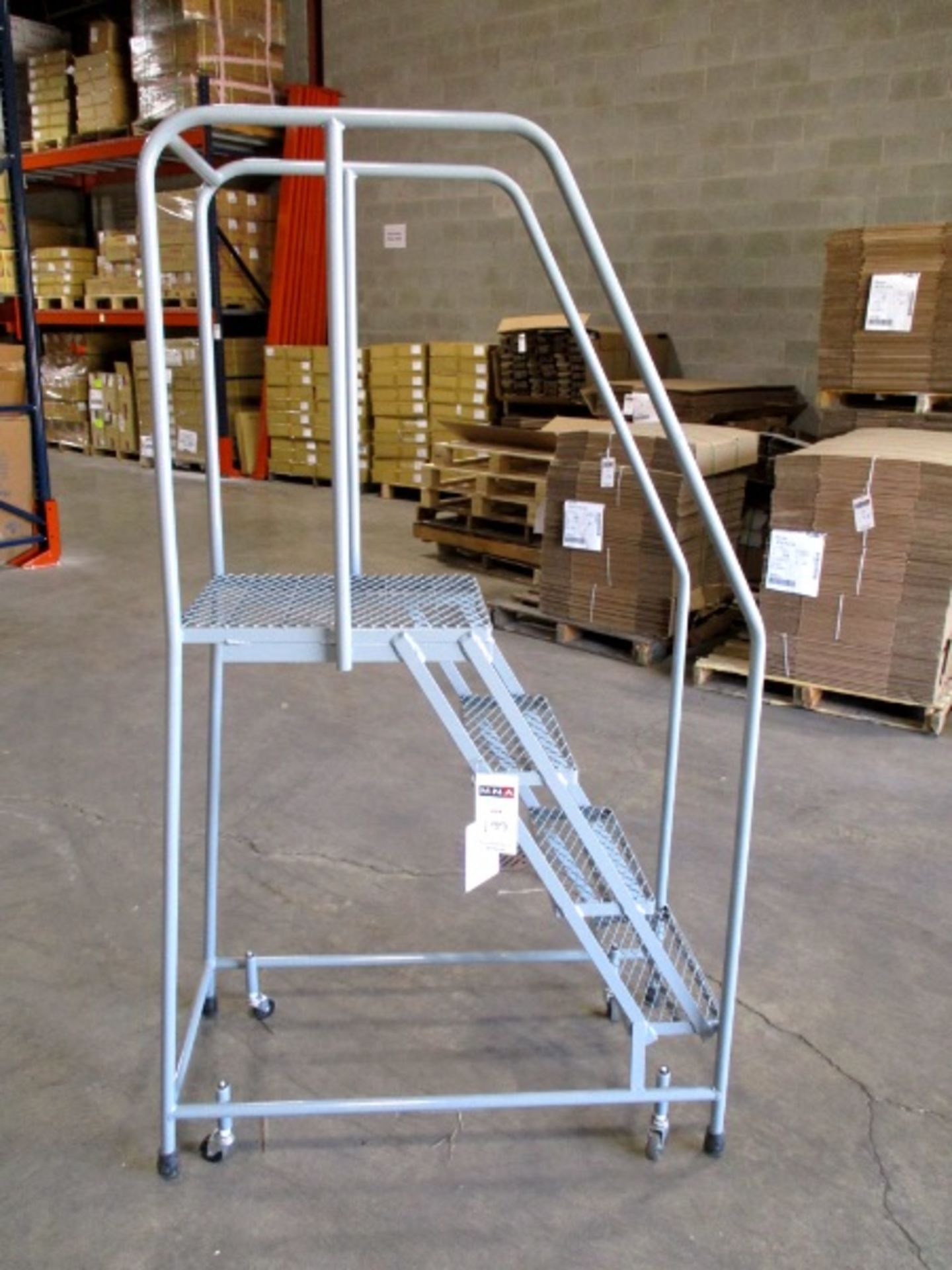 Uline Portable Warehouse Steps