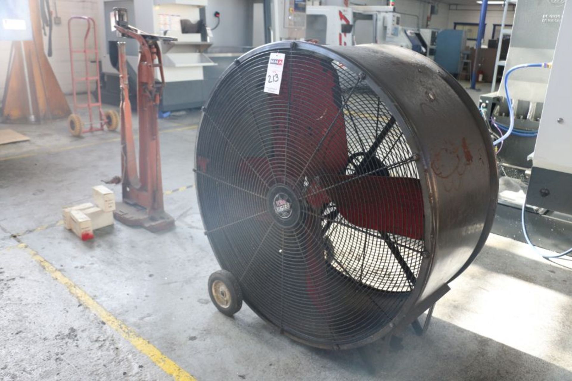 Heat Buster Shop Fan - Image 3 of 3