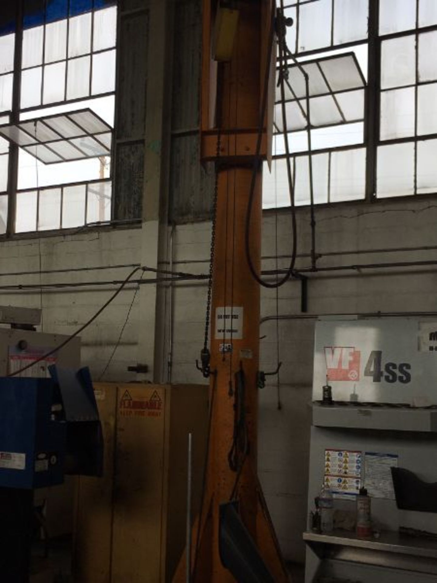 Abell -Howe 1 Ton w/10 ft Arm Jib Crane - Image 4 of 5