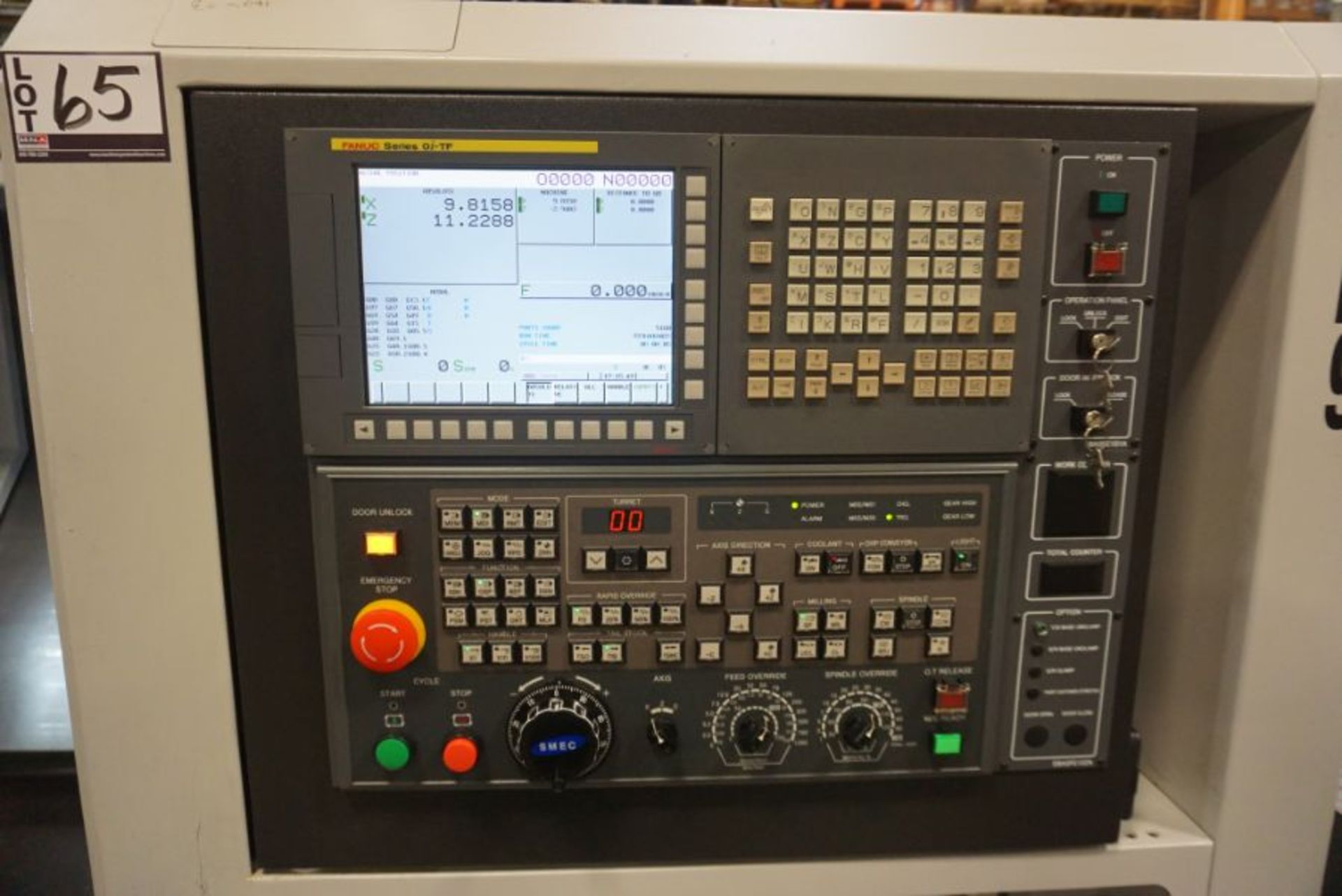 Samsung SL2500 CNC Lathe, Fanuc 0i-TC Control, New 2016 - Image 7 of 8