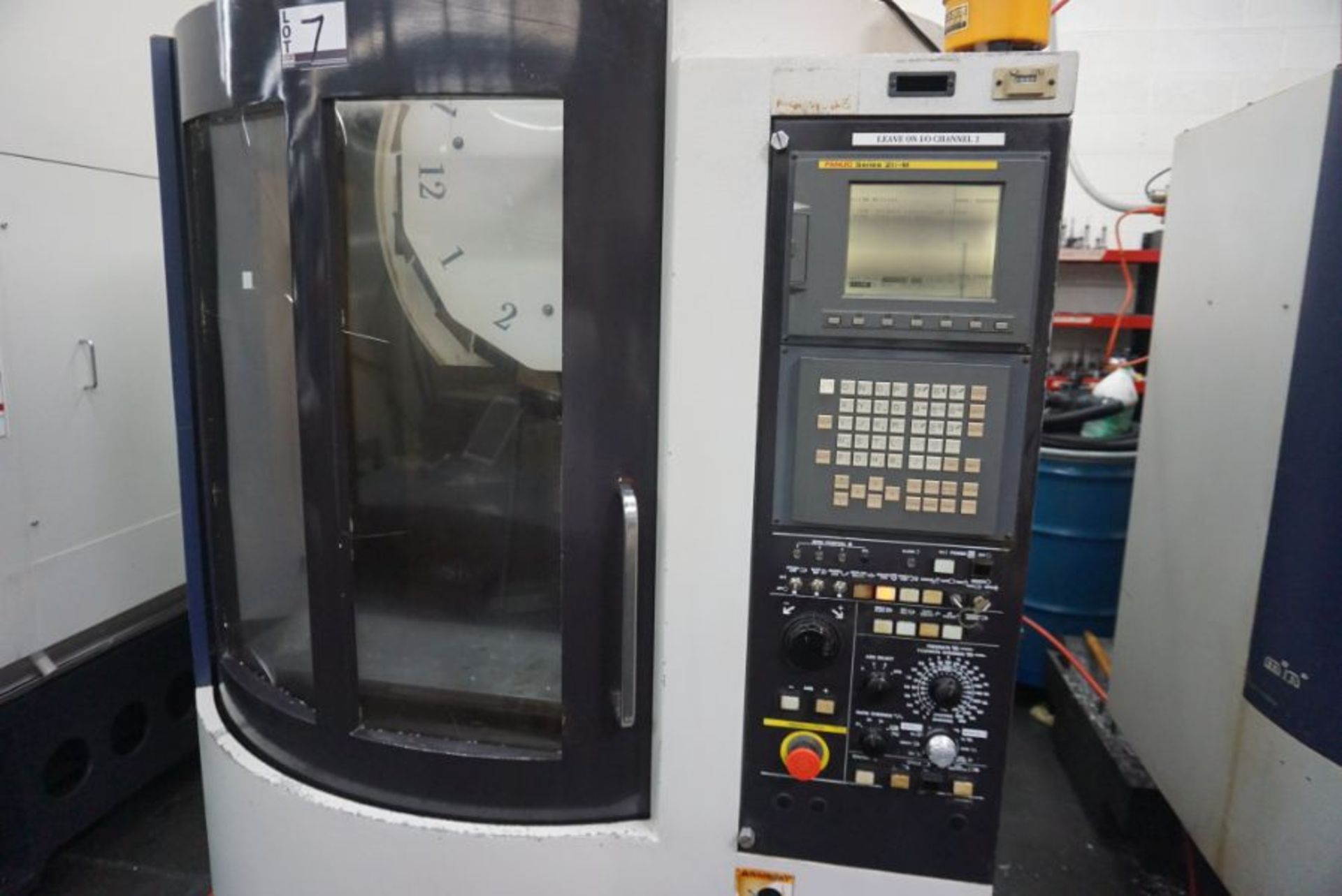 Hitachi Seiki DS-250, Fanuc 21iM control, New 2001 - Image 3 of 6