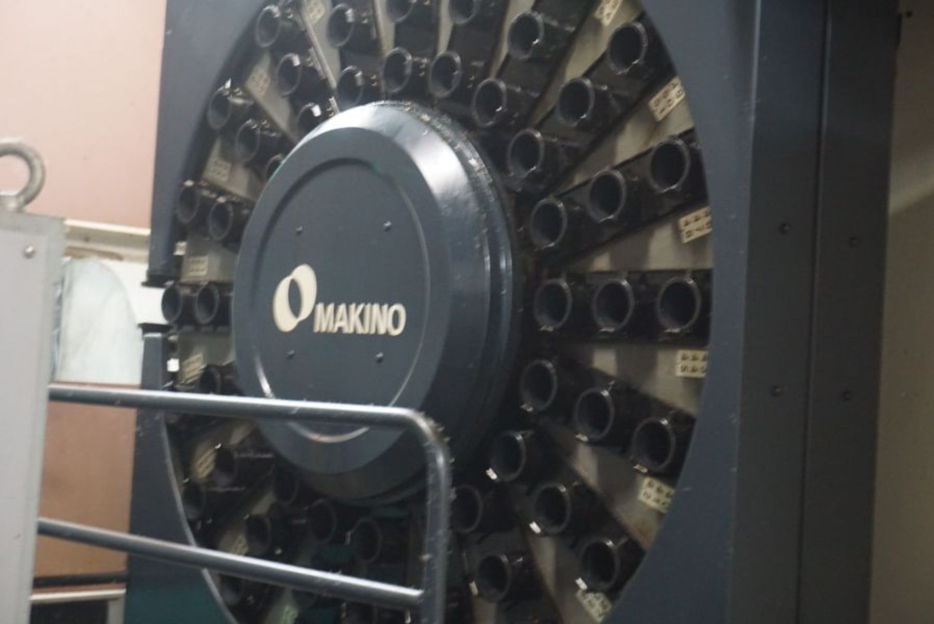 Makino MC1010-5X 5-Axis HMC, Fanuc 16 Pro 3 Control, 39.7” x 41.3” x 41.3” Travels, +20 / -100 A, - Image 8 of 11