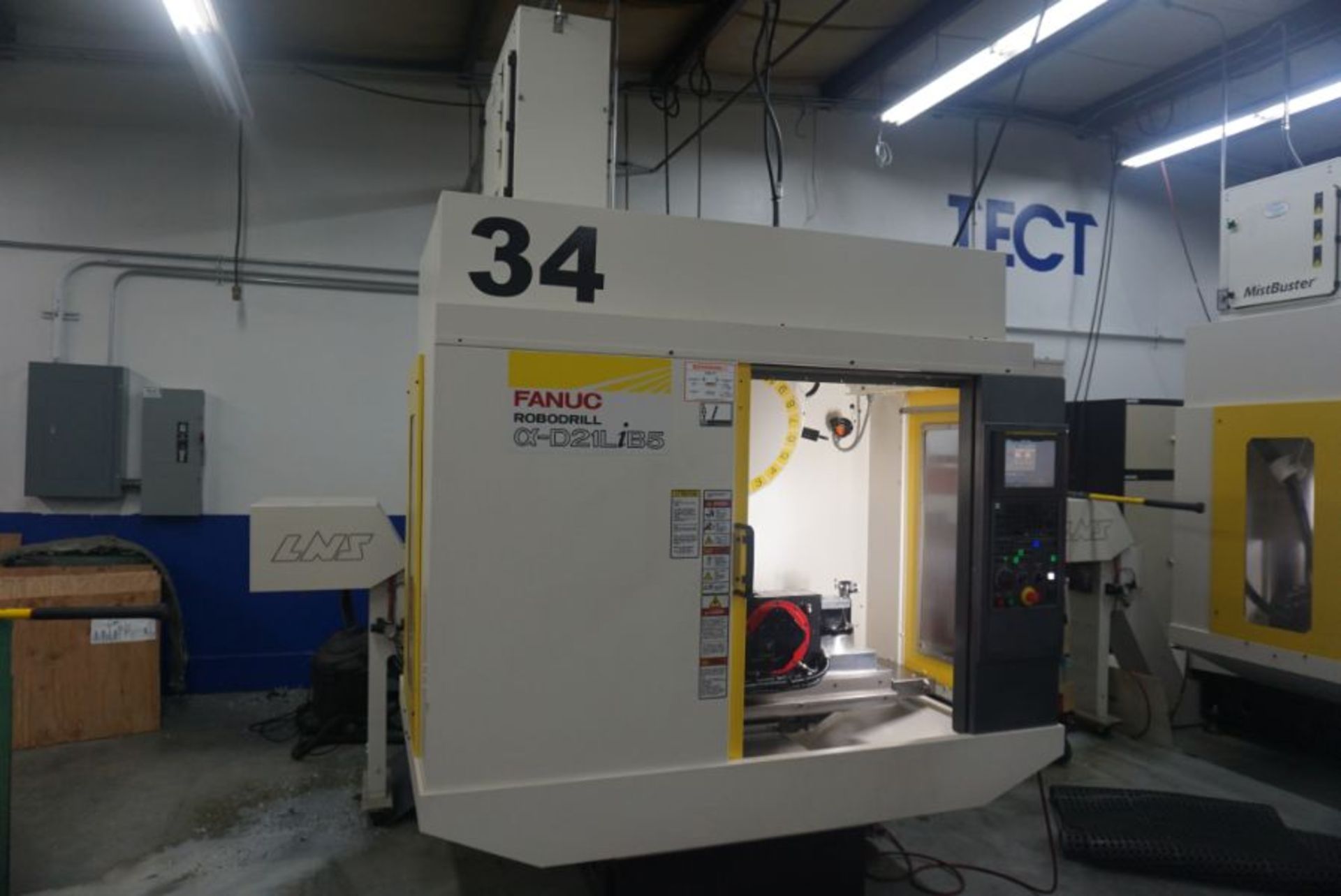 Fanuc Robodrill D21LiB5 5-Axis Vertical Machining Center, New 2018 *with Lots 2 & 3* - Image 3 of 10