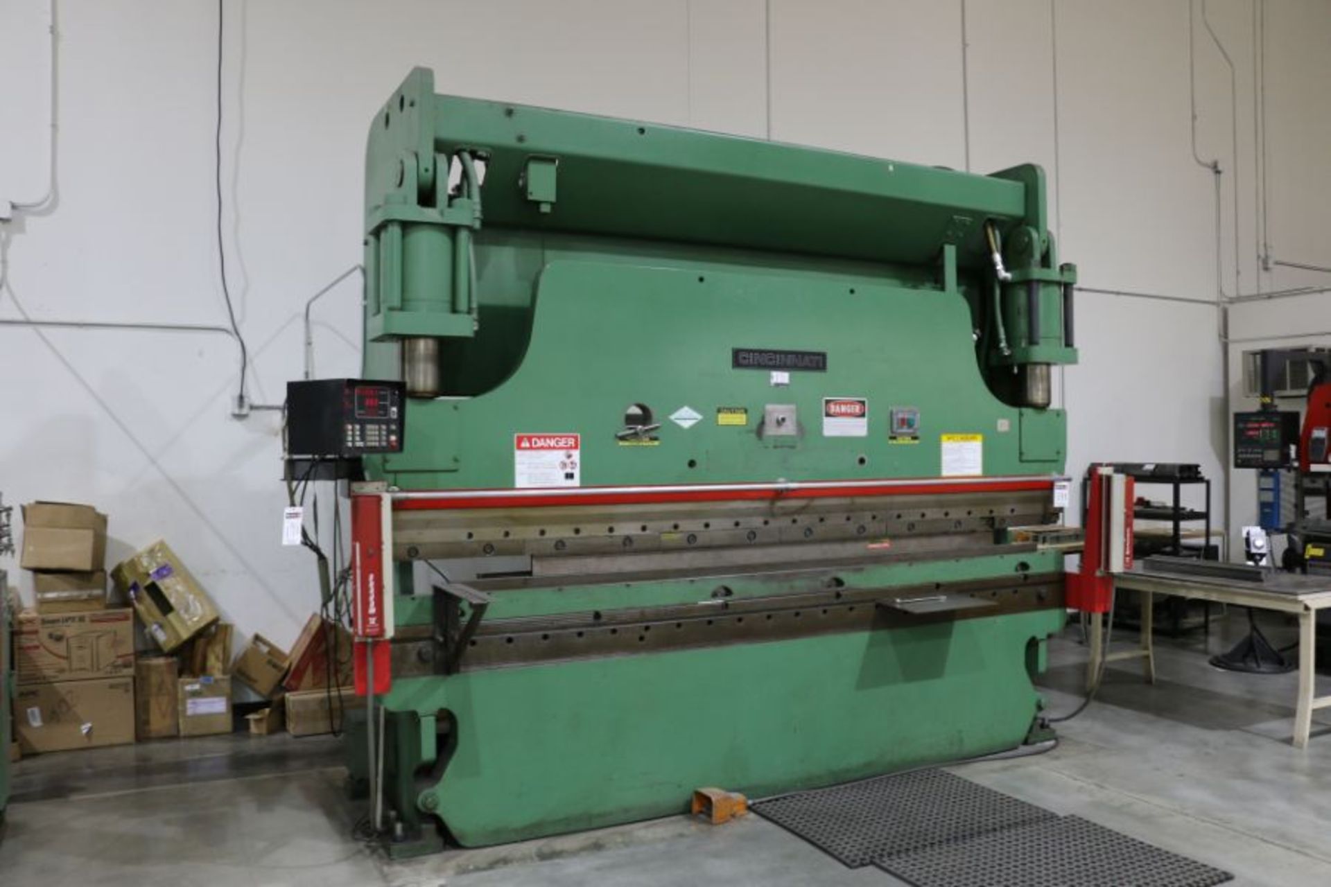 Cincinnati 175CBx12' Hyd Press Brake, 175 ton x 12’, NC B.G., DRC DRO, s/n 41434 - Image 2 of 7