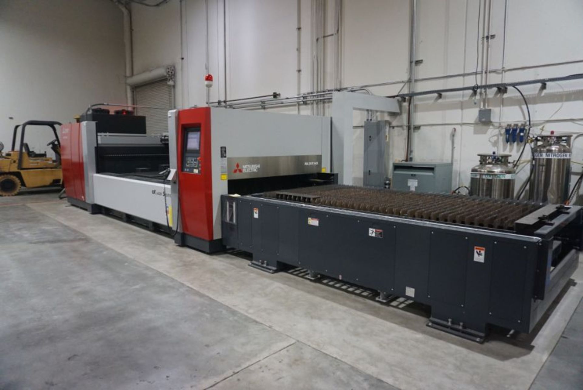 Mitsubishi ML3015eX-s CNC Co2 Laser, New 2015 - Image 2 of 8