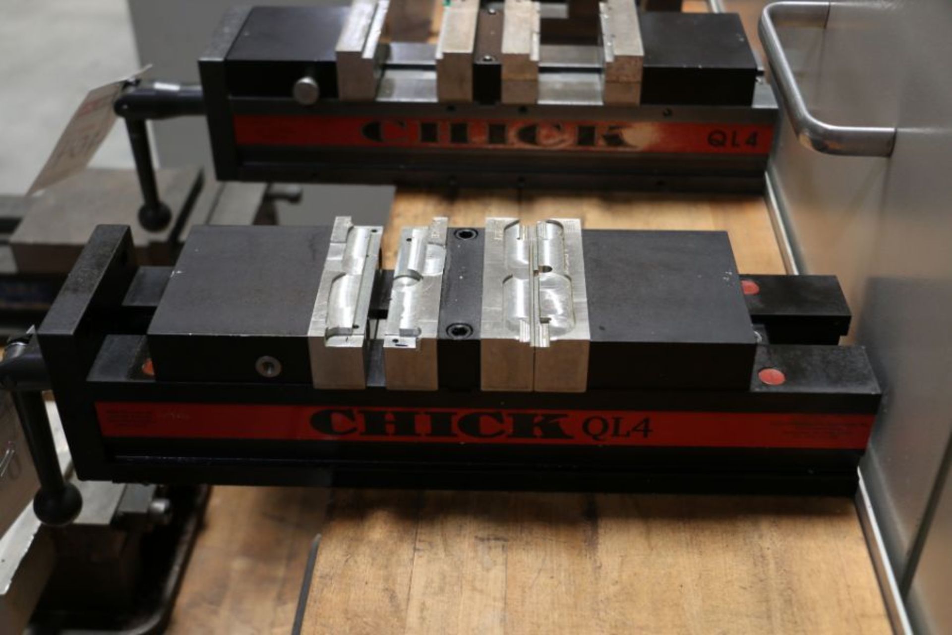 Chick QL4 Double Lock Vise - Image 4 of 5